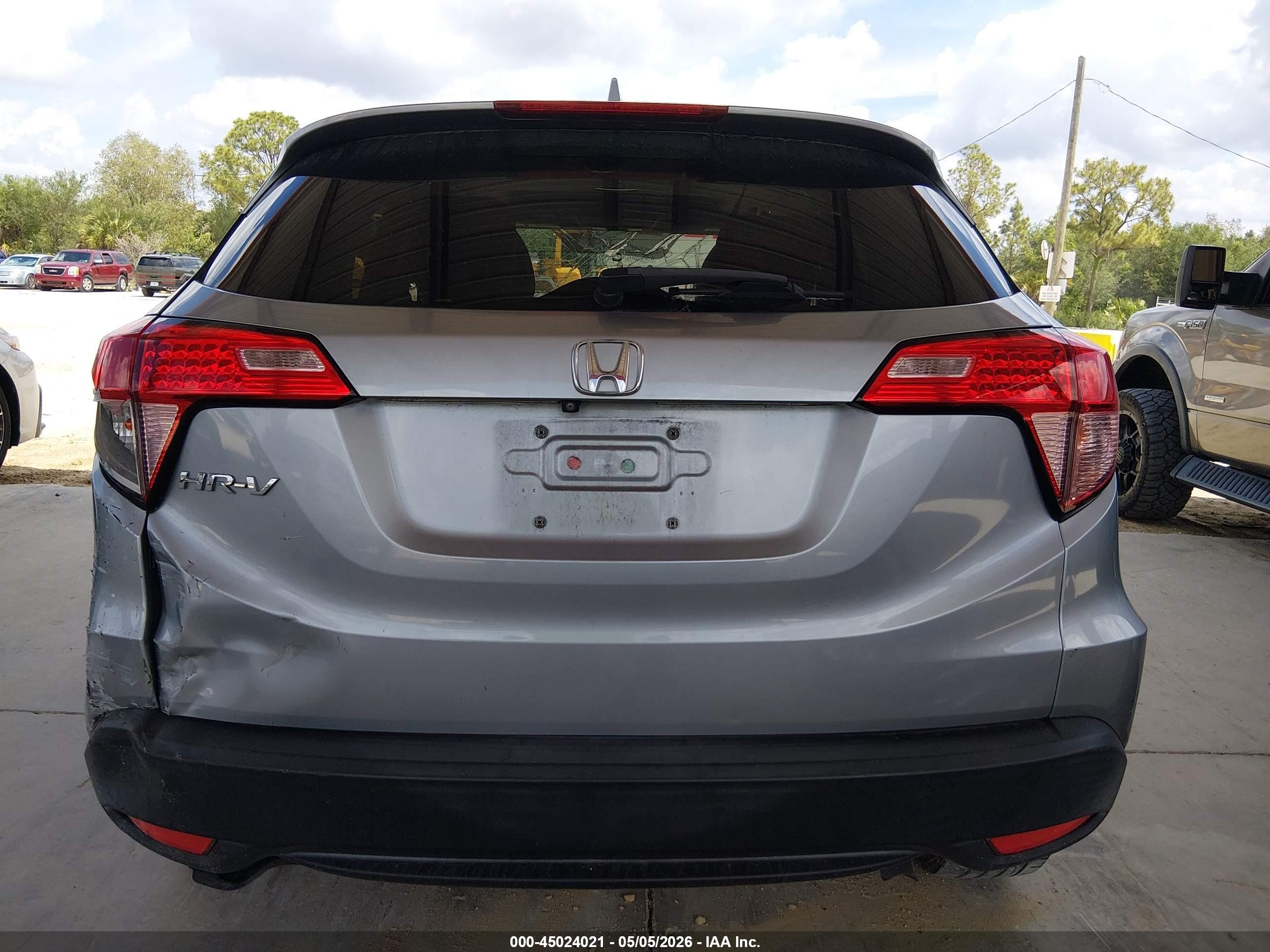 2017 Honda Hr-v Ex Silver vin: 3CZRU5H55HM708093