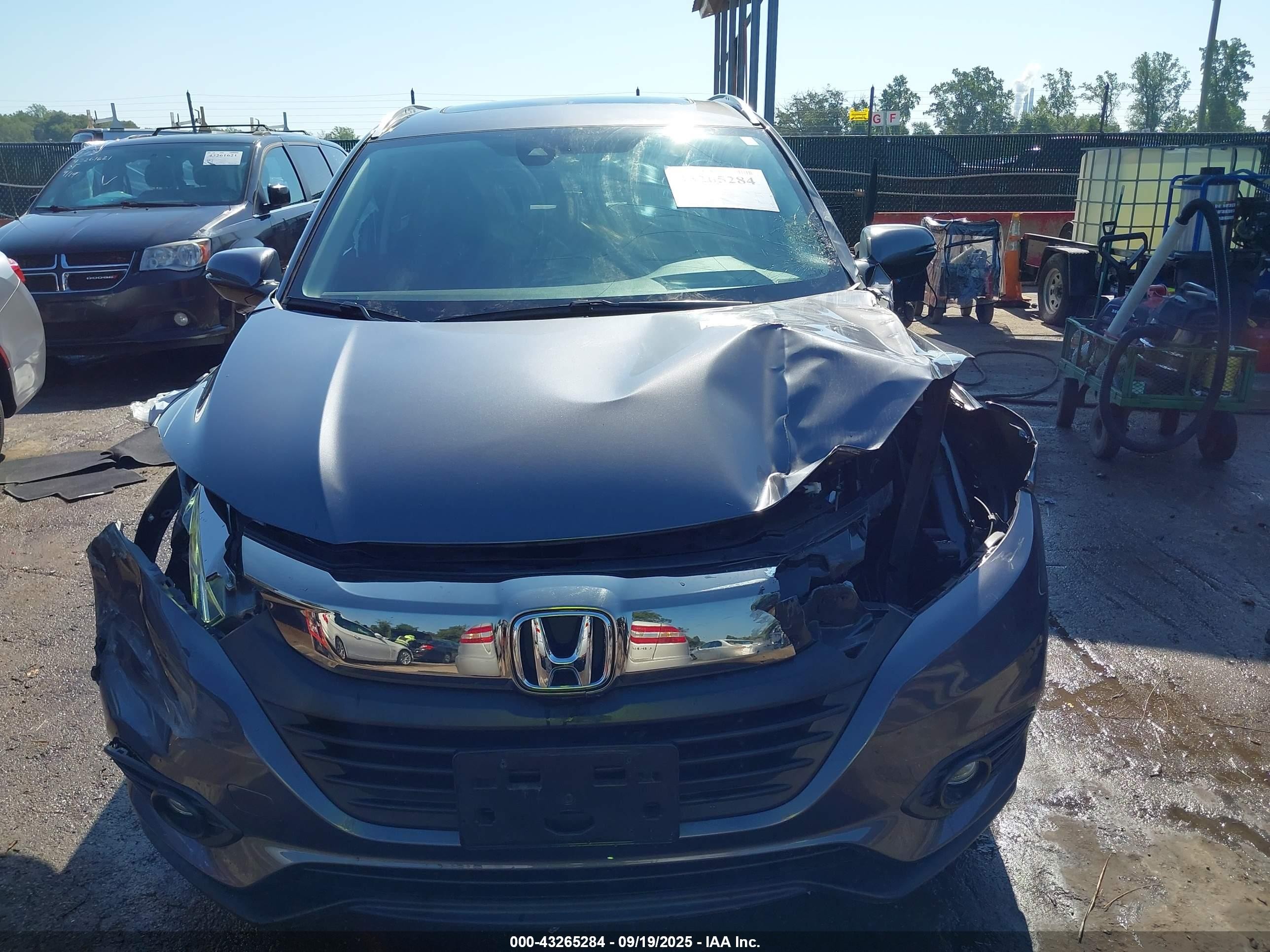 Price & History 2021 Honda Hr-v 2wd Ex 1.8l I-4 Vvt, 141hp vin