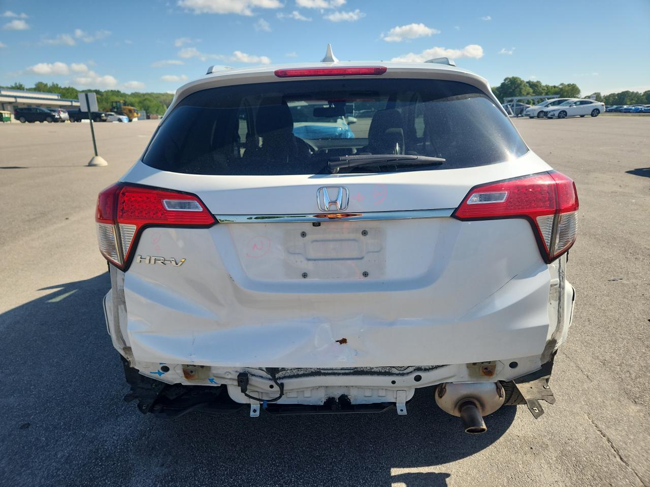 2021 Honda Hr-v Exl White vin: 3CZRU5H73MM722179 Damage: Lift Gate, Dent(S) W/ Paint Dmg, > 12 Inches