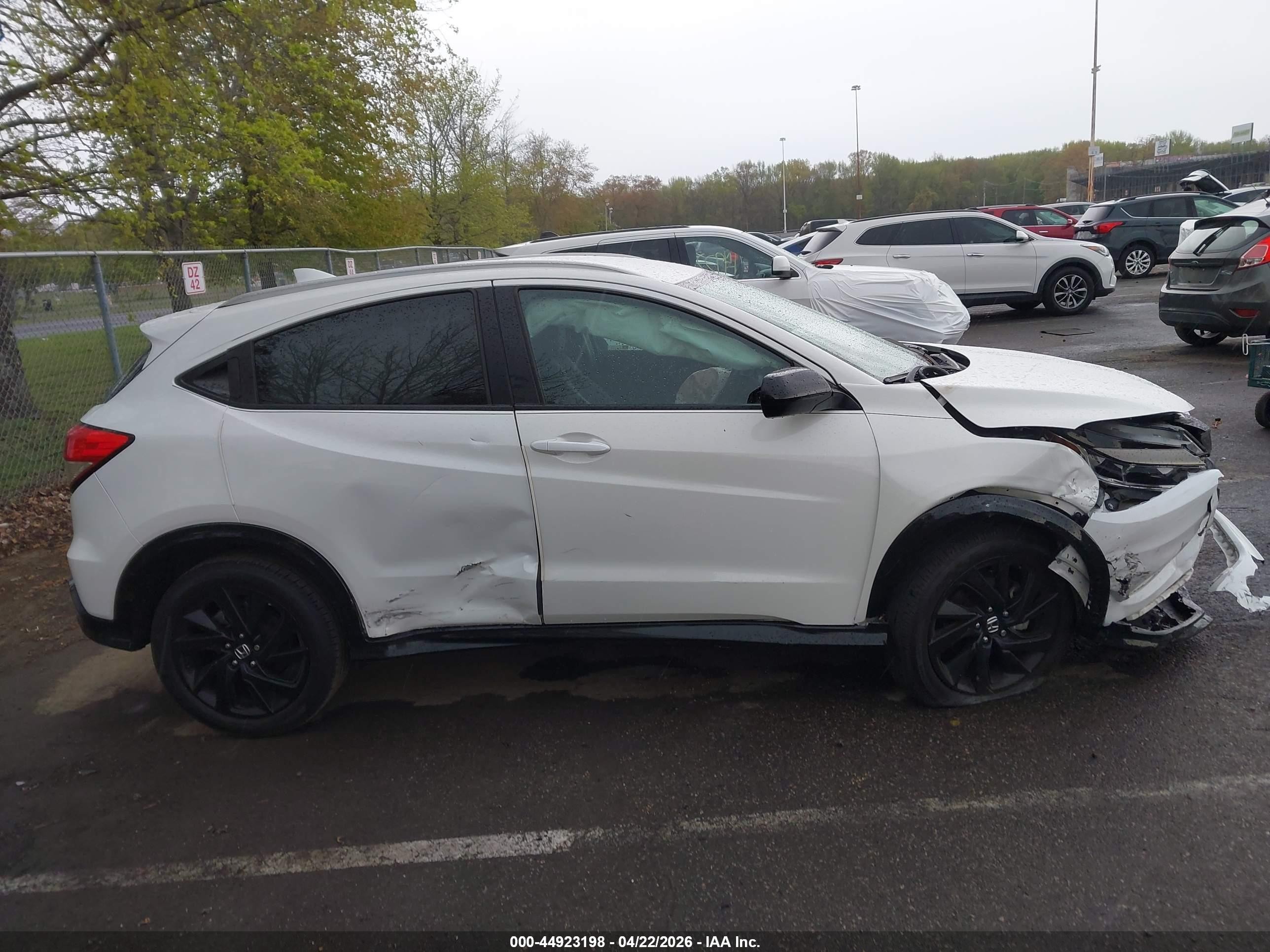 2021 Honda Hr-v Awd Sport Белый vin: 3CZRU6H13MM712303