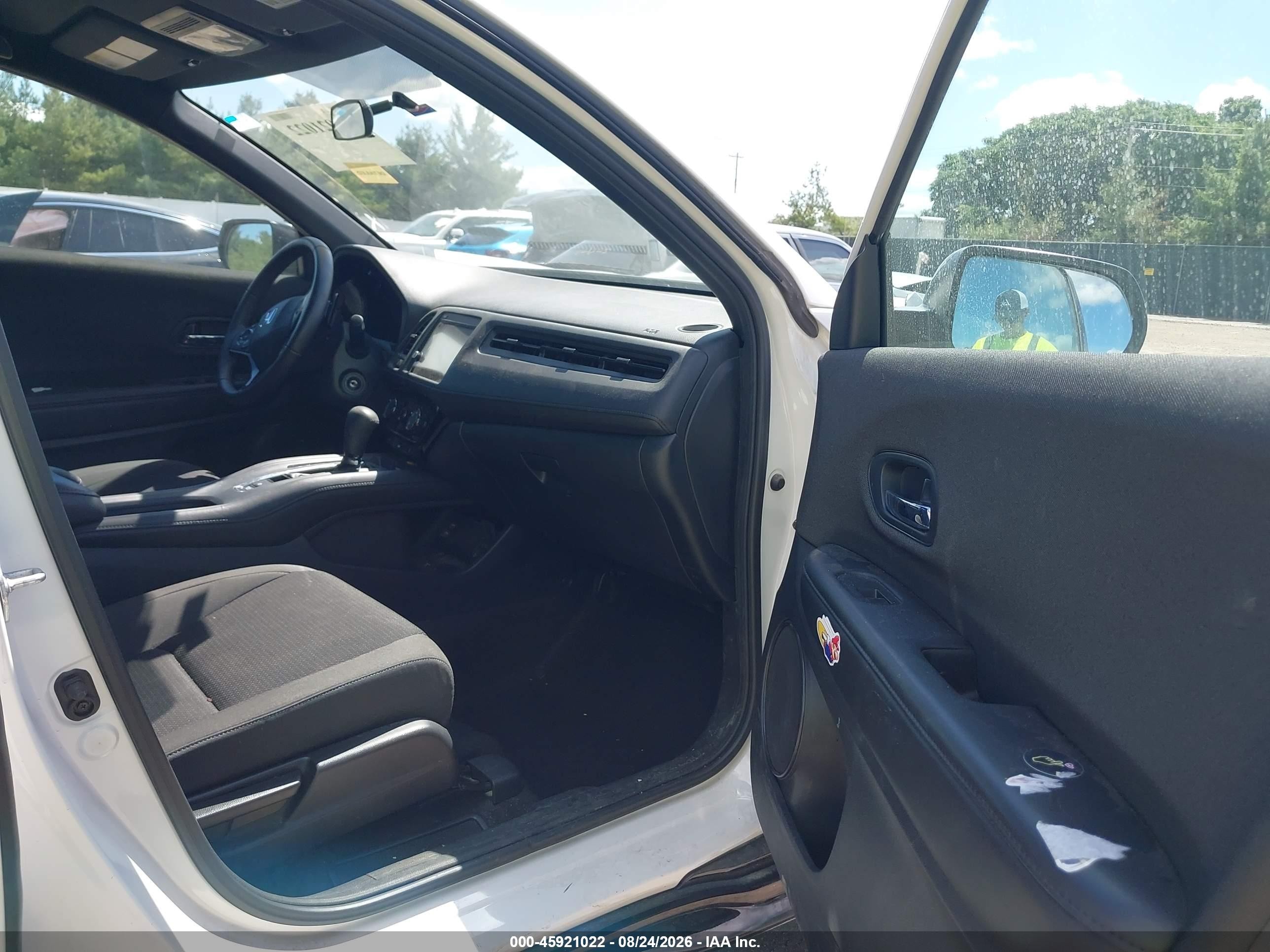 2021 Honda Hr-v Awd Sport White vin: 3CZRU6H1XMM745282