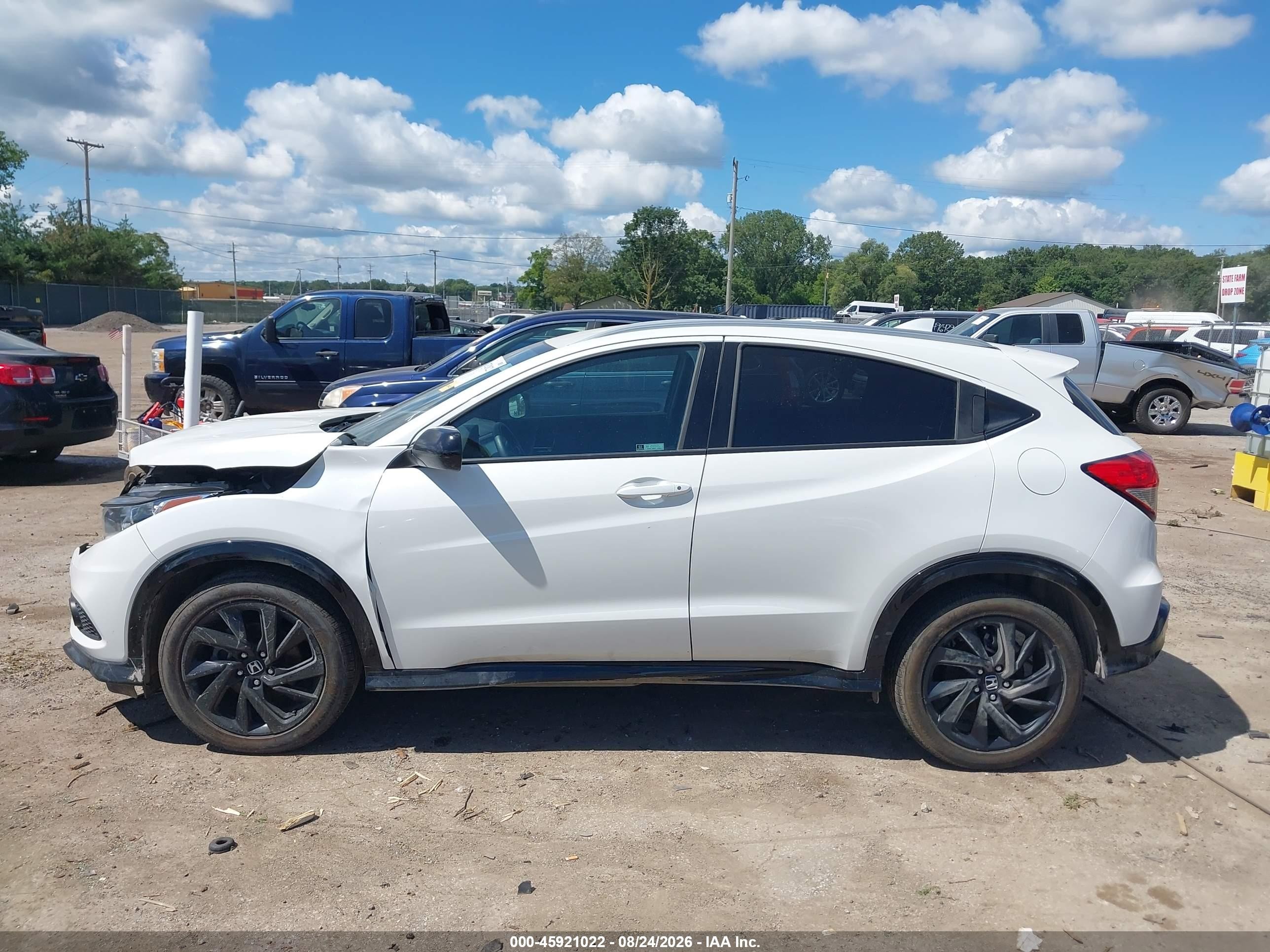 2021 Honda Hr-v Awd Sport White vin: 3CZRU6H1XMM745282