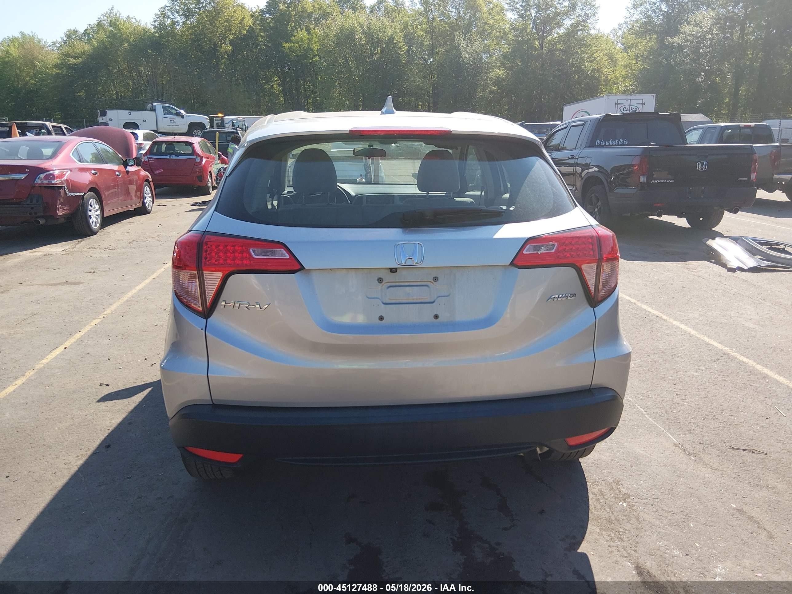 2016 Honda Hr-v Lx Серебряный vin: 3CZRU6H30GM738556
