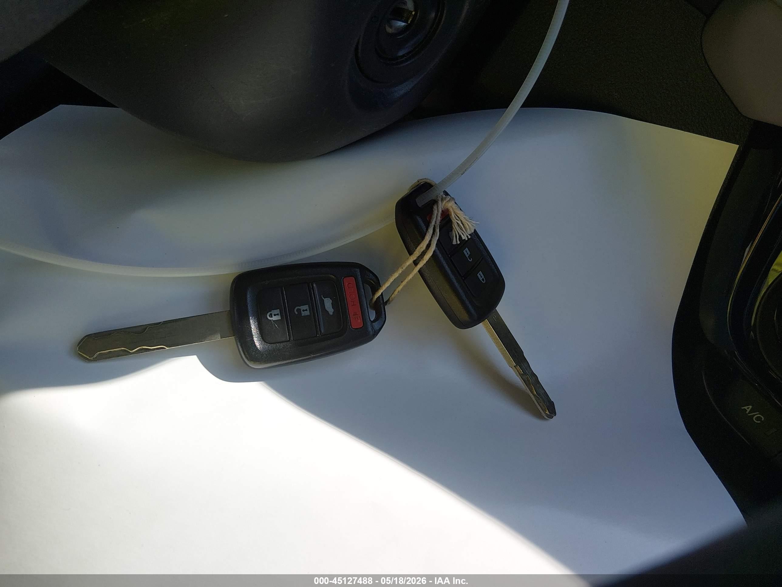 2016 Honda Hr-v Lx Серебряный vin: 3CZRU6H30GM738556