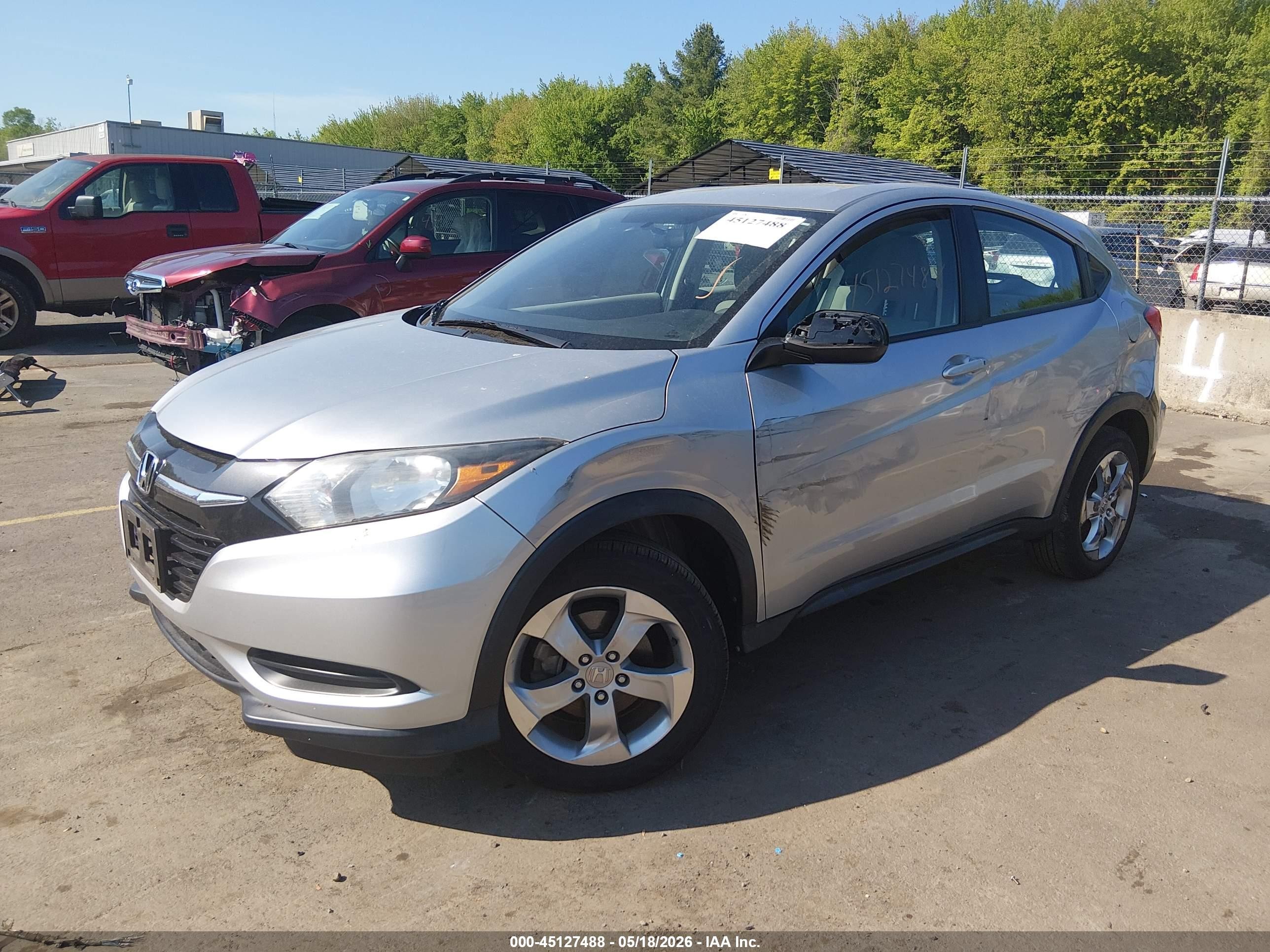 2016 Honda Hr-v Lx Серебряный vin: 3CZRU6H30GM738556