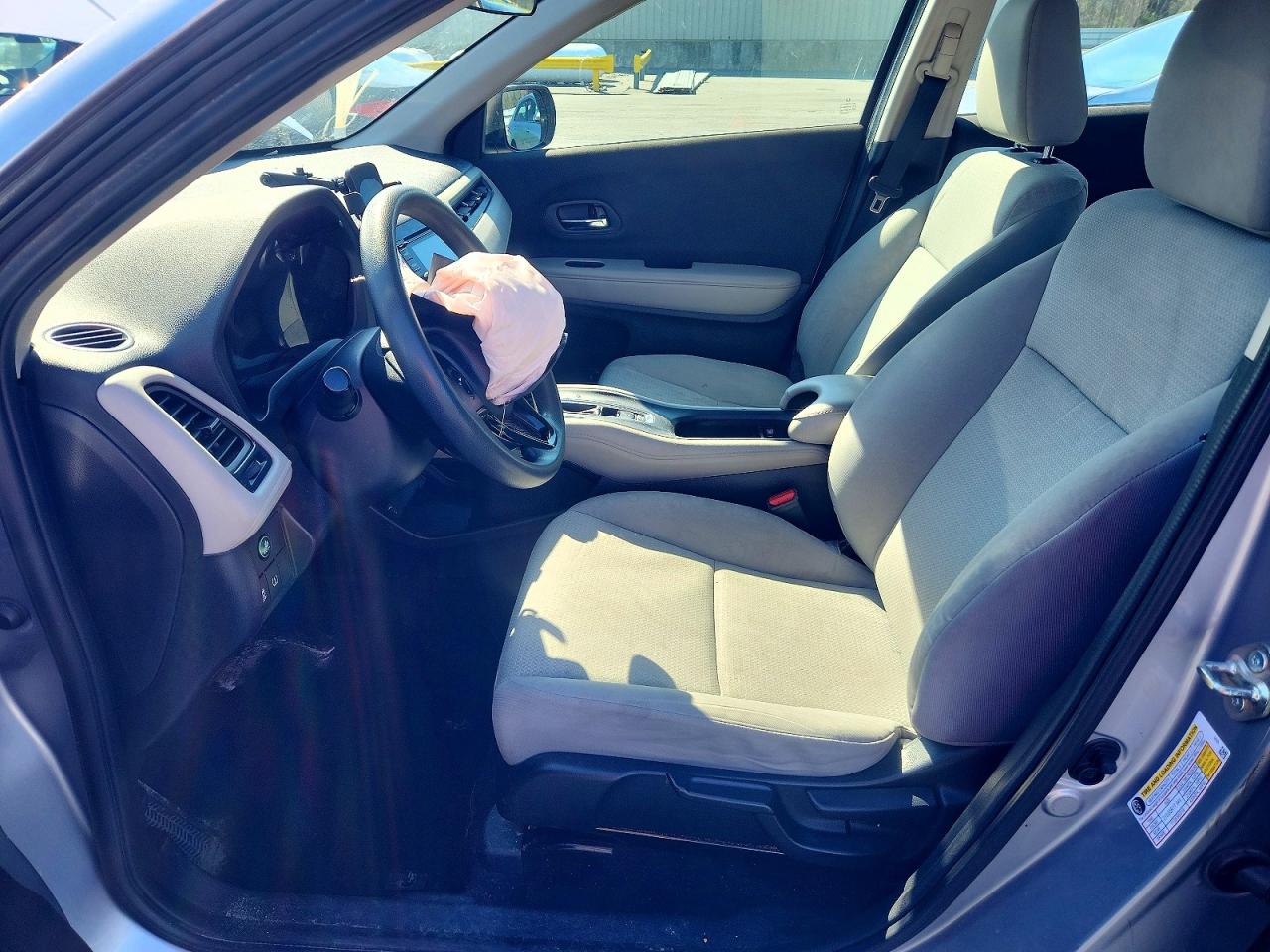 2019 Honda Hr-v Lx Silver vin: 3CZRU6H30KG728813