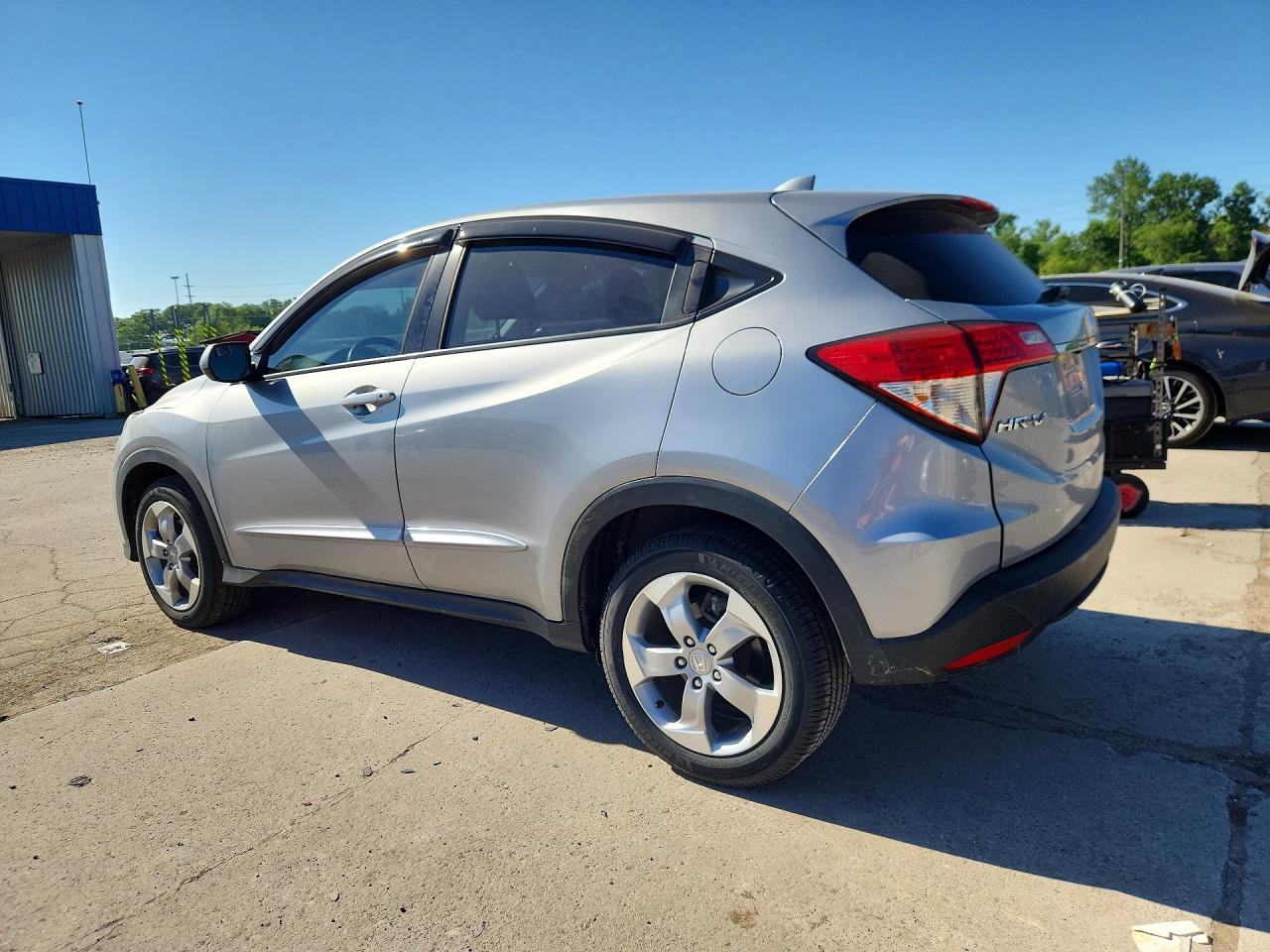 2021 Honda Hr-v Lx Silver vin: 3CZRU6H31MM703147