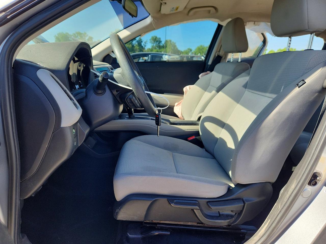 2021 Honda Hr-v Lx Silver vin: 3CZRU6H31MM703147