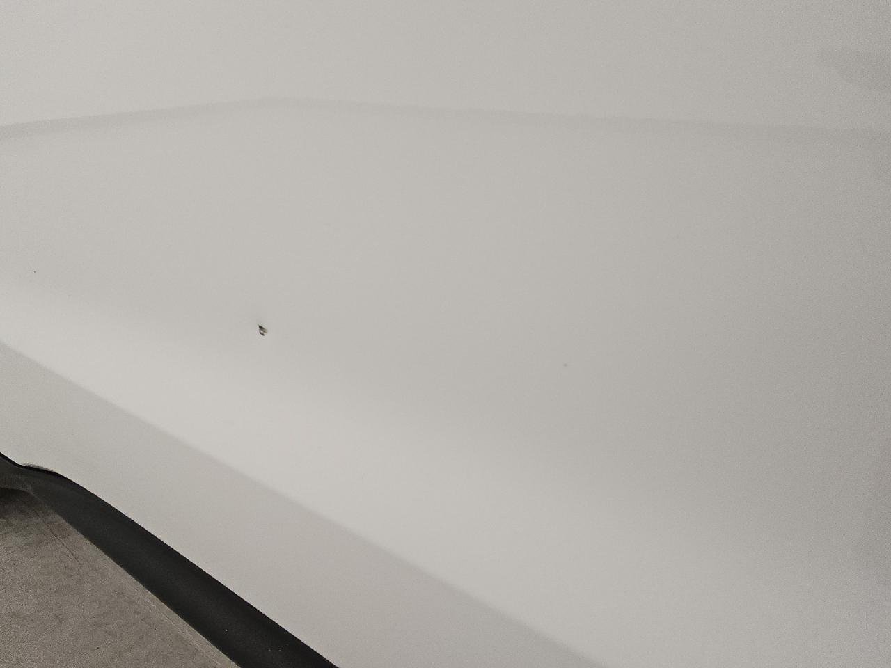 2018 Honda Hr-v Lx White vin: 3CZRU6H32JM717330 Damage: Right Front Door, Dent(S) W/ Paint Dmg, 1/8 To 1/2 Inch