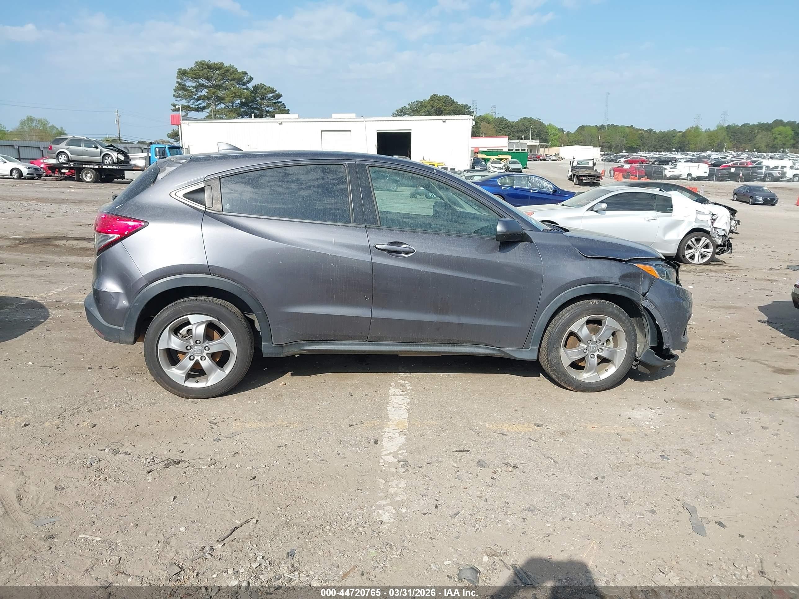 2020 Honda Hr-v Awd Lx Gray vin: 3CZRU6H32LM725043