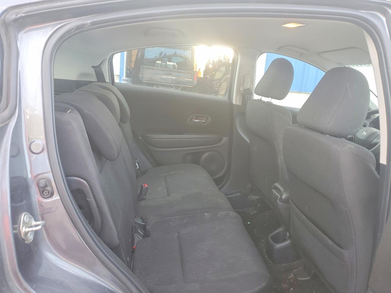 2017 Honda Hr-v Lx Gray vin: 3CZRU6H33HM103140
