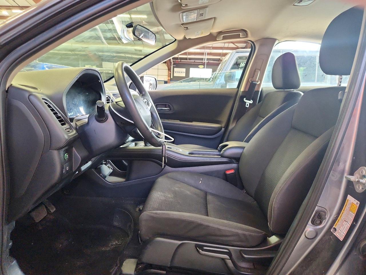 2022 Honda Hr-v Lx Gray vin: 3CZRU6H33NM717892