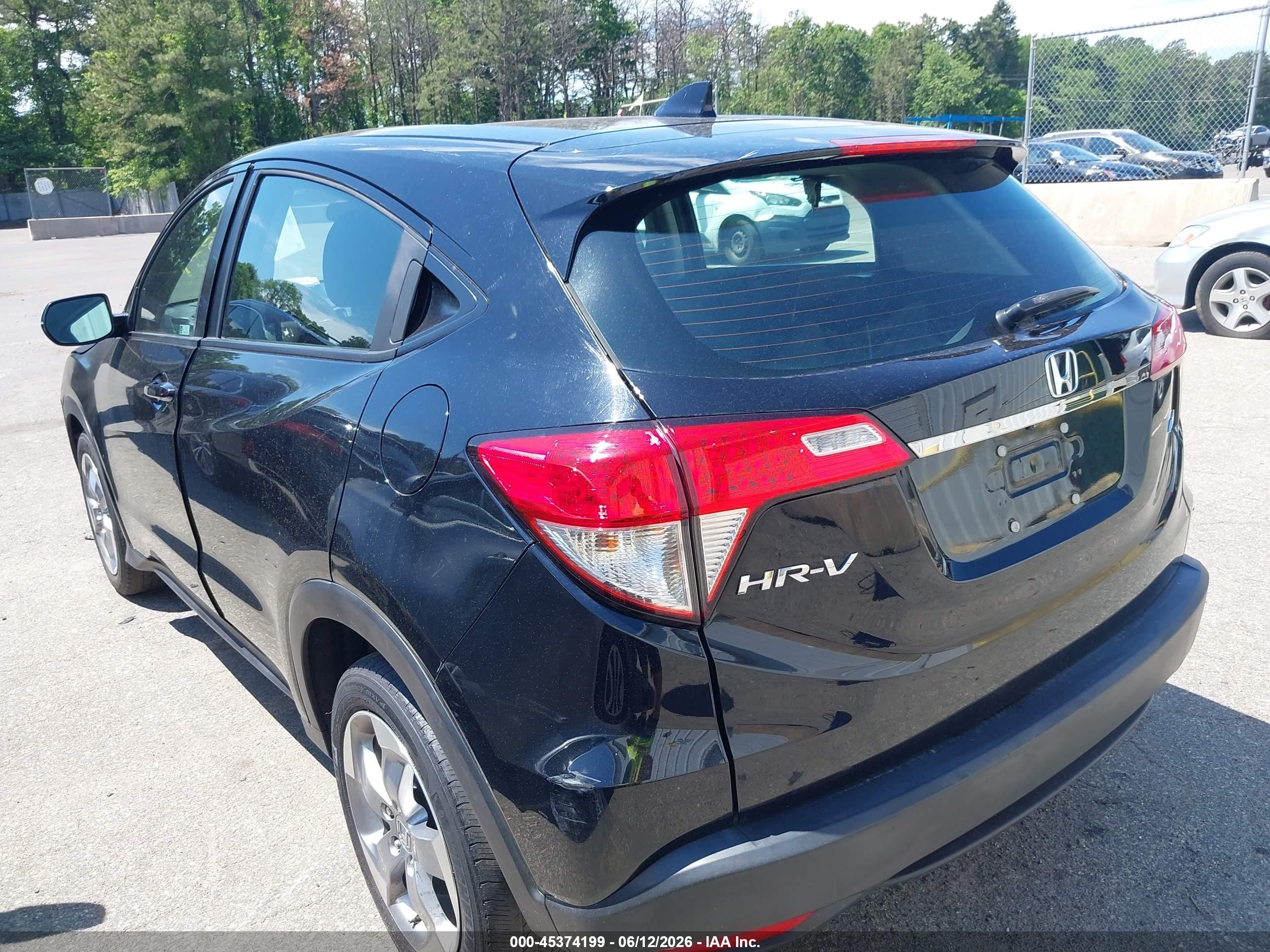 2021 Honda Hr-v Awd Lx Black vin: 3CZRU6H34MM754500
