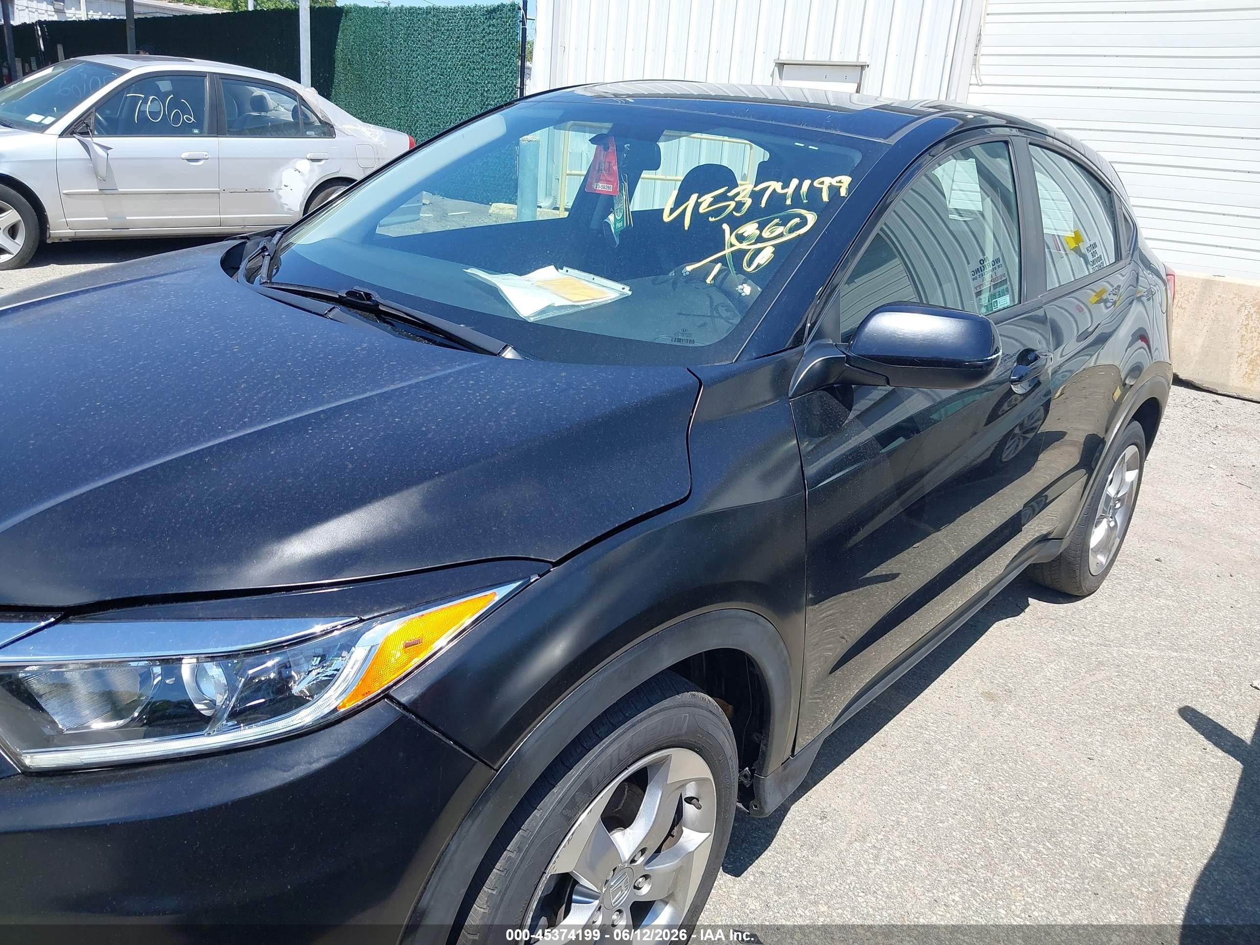 2021 Honda Hr-v Awd Lx Black vin: 3CZRU6H34MM754500