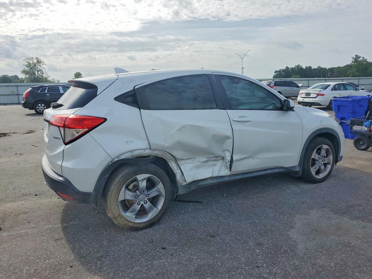 2022 Honda Hr-v Lx White vin: 3CZRU6H34NM718789