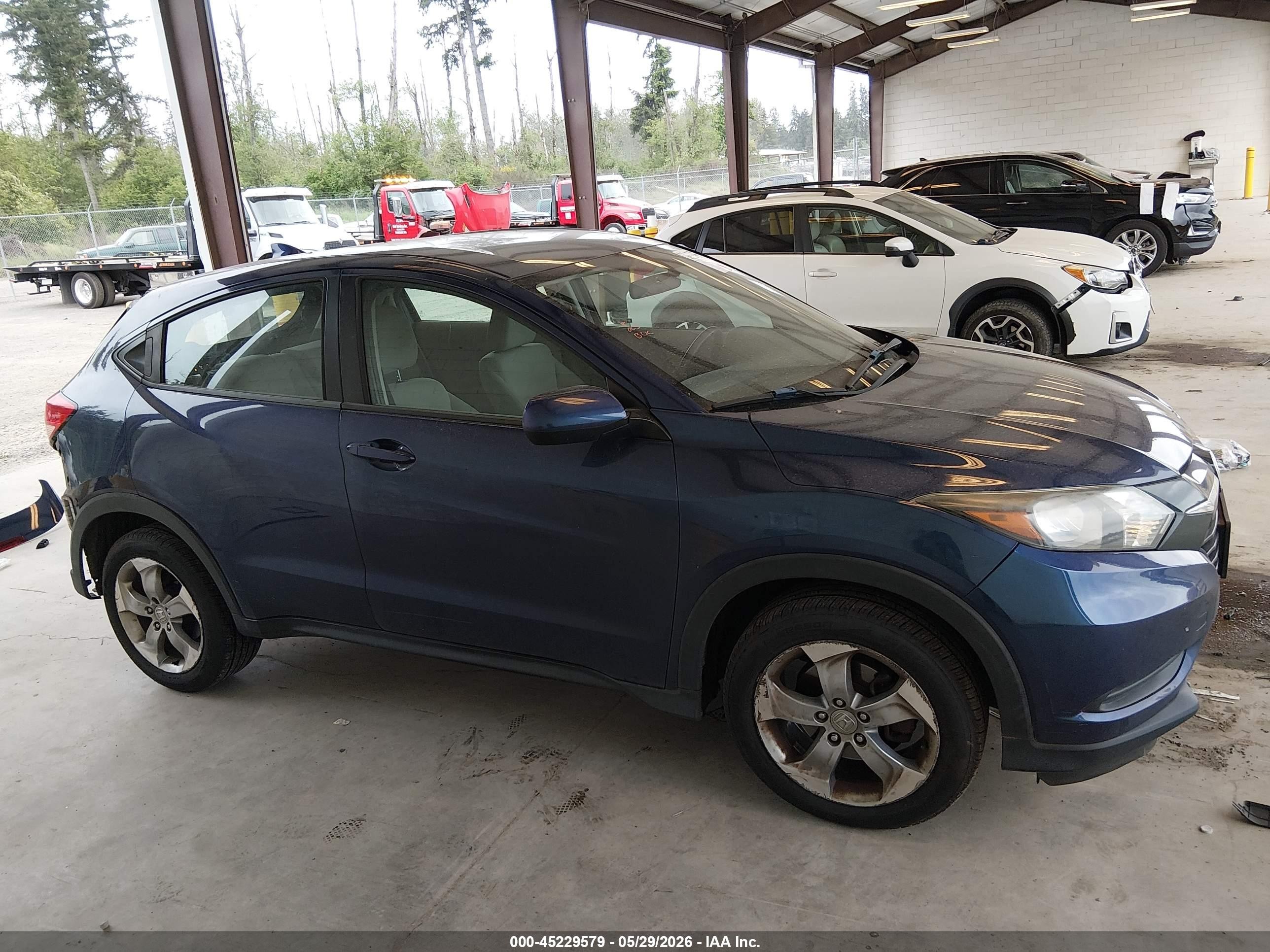2017 Honda Hr-v Lx Синий vin: 3CZRU6H35HG700143