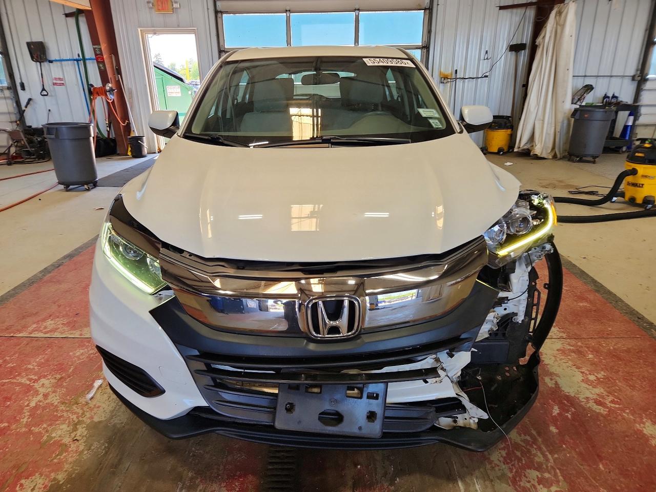 2020 Honda Hr-v Lx White vin: 3CZRU6H35LM701576