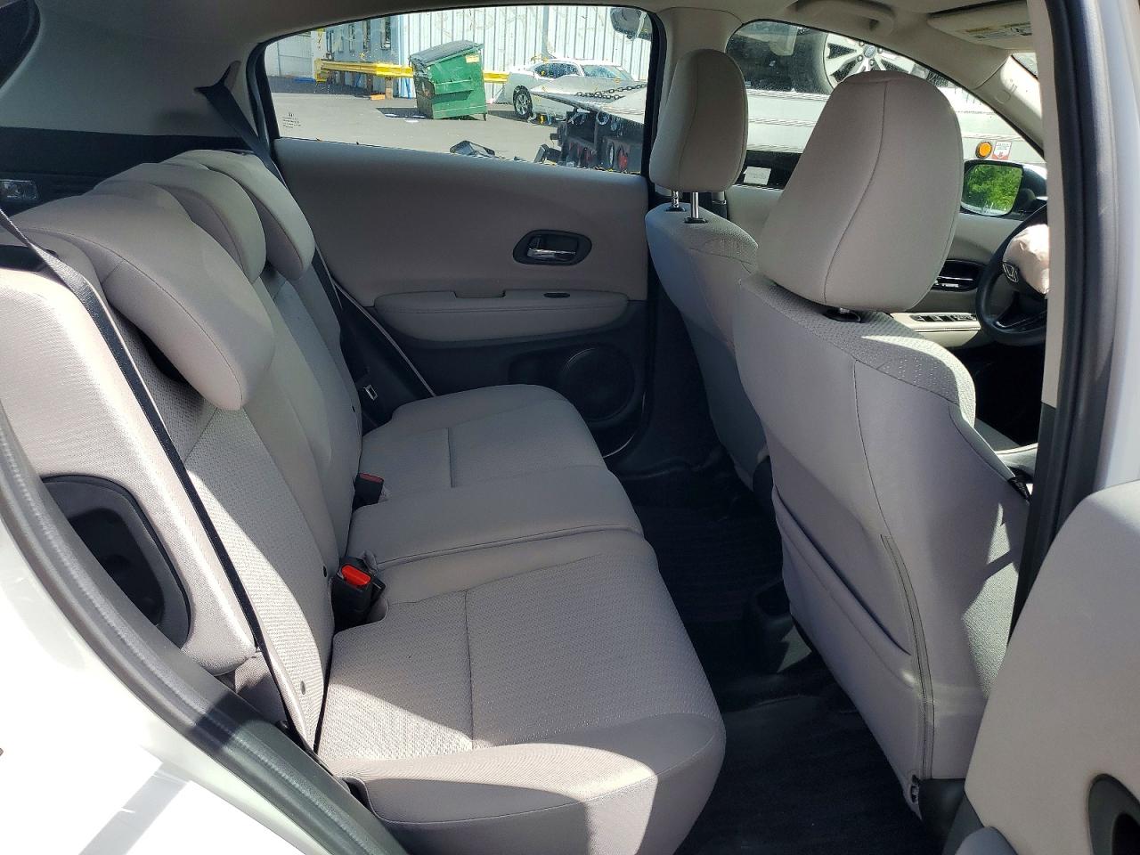2016 Honda Hr-v Lx White vin: 3CZRU6H36GM713614