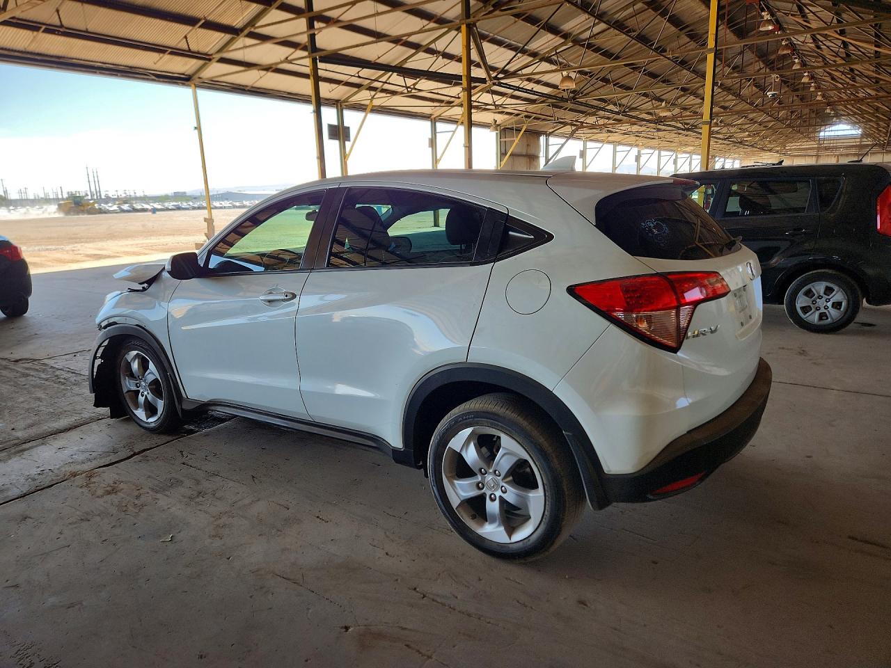 2016 Honda Hr-v Lx Белый vin: 3CZRU6H36GM759587