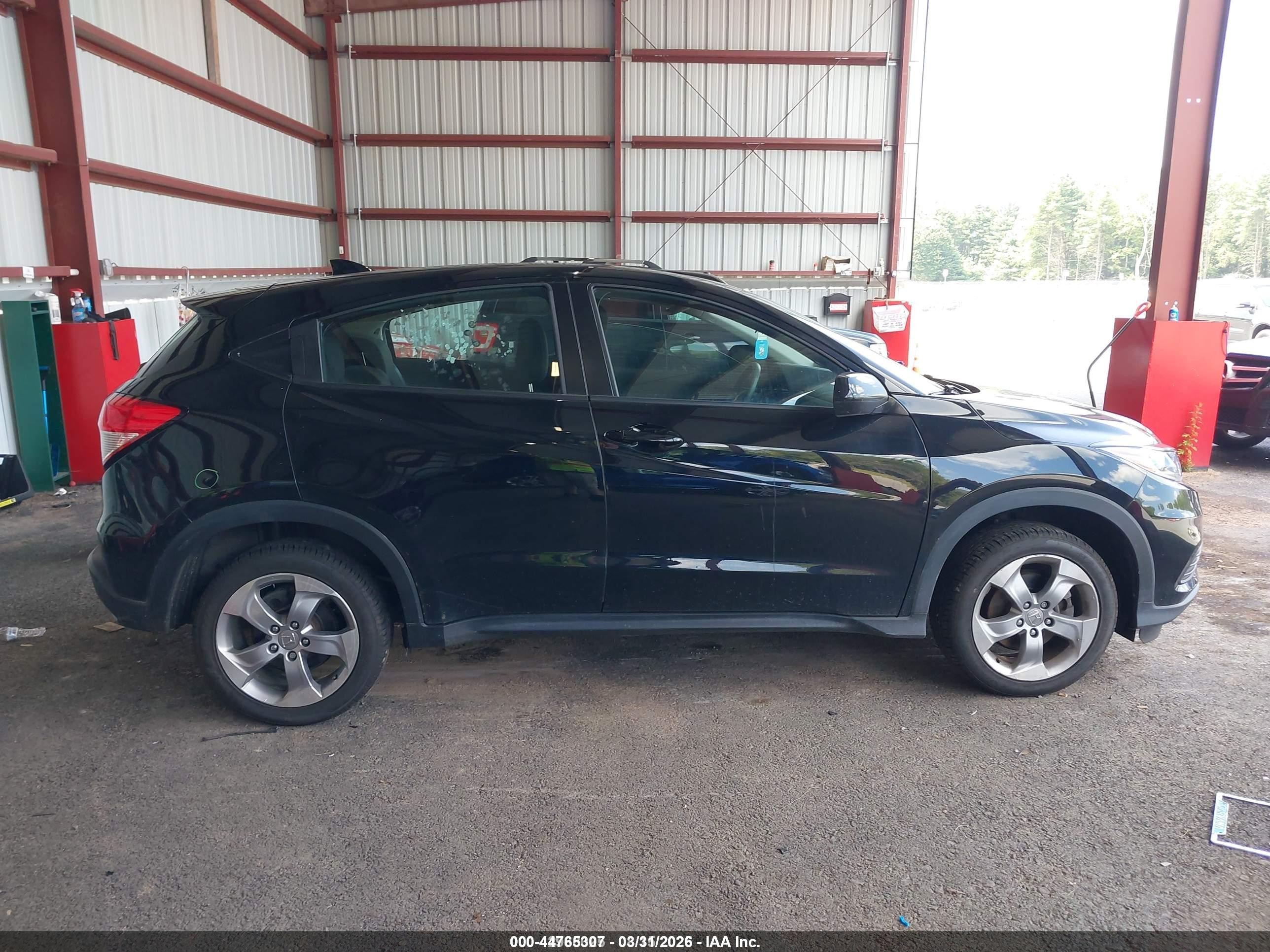 2020 Honda Hr-v Awd Lx Black vin: 3CZRU6H36LM726938