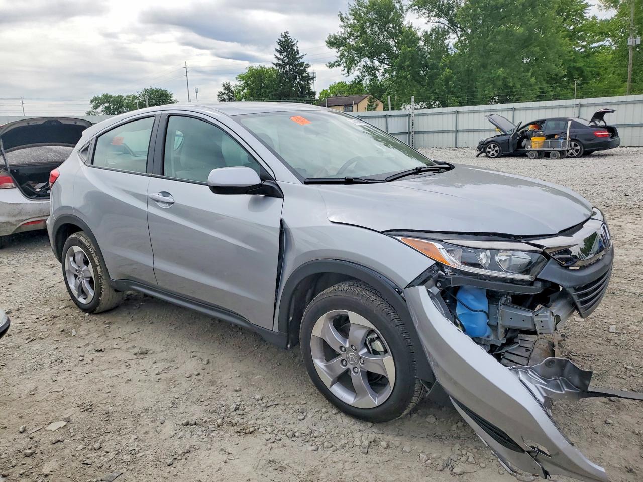 2022 Honda Hr-v Lx Silver vin: 3CZRU6H36NM719393
