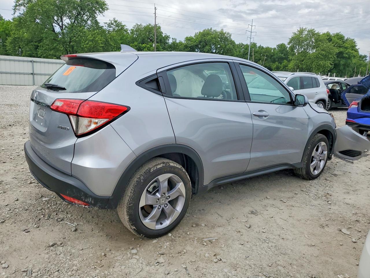 2022 Honda Hr-v Lx Silver vin: 3CZRU6H36NM719393
