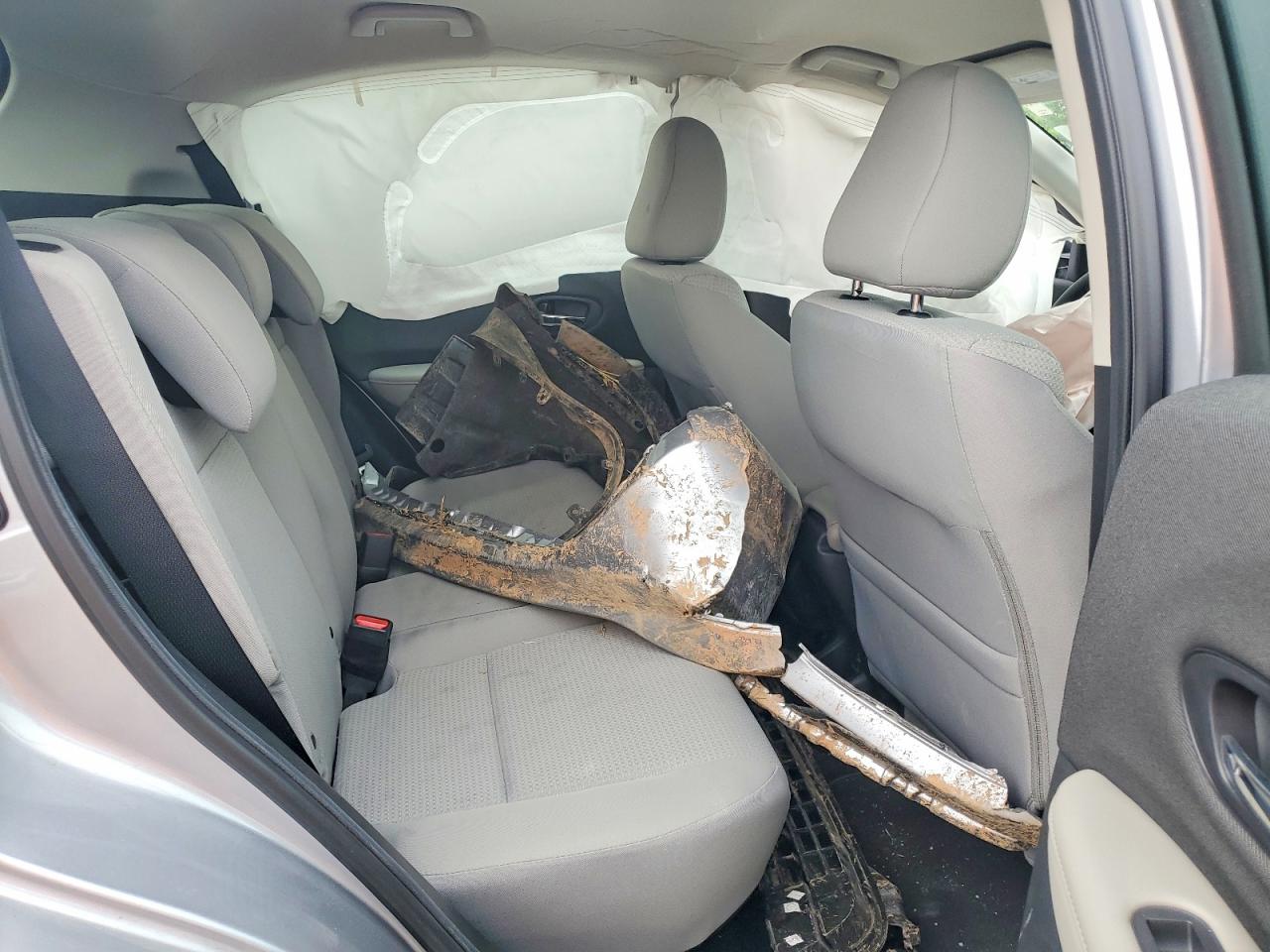 2022 Honda Hr-v Lx Silver vin: 3CZRU6H36NM719393
