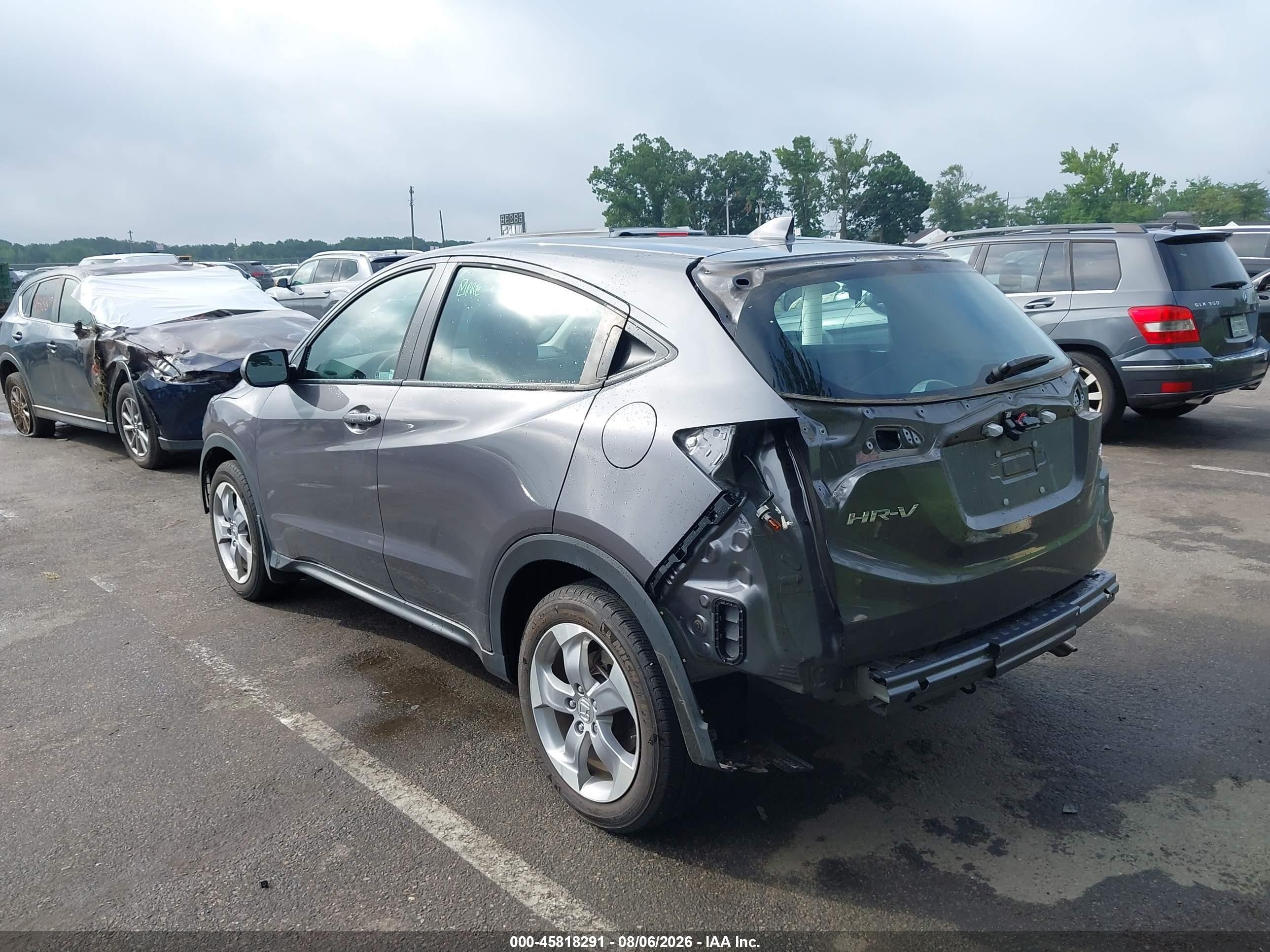 2022 Honda Hr-v Awd Lx Gray vin: 3CZRU6H36NM774488
