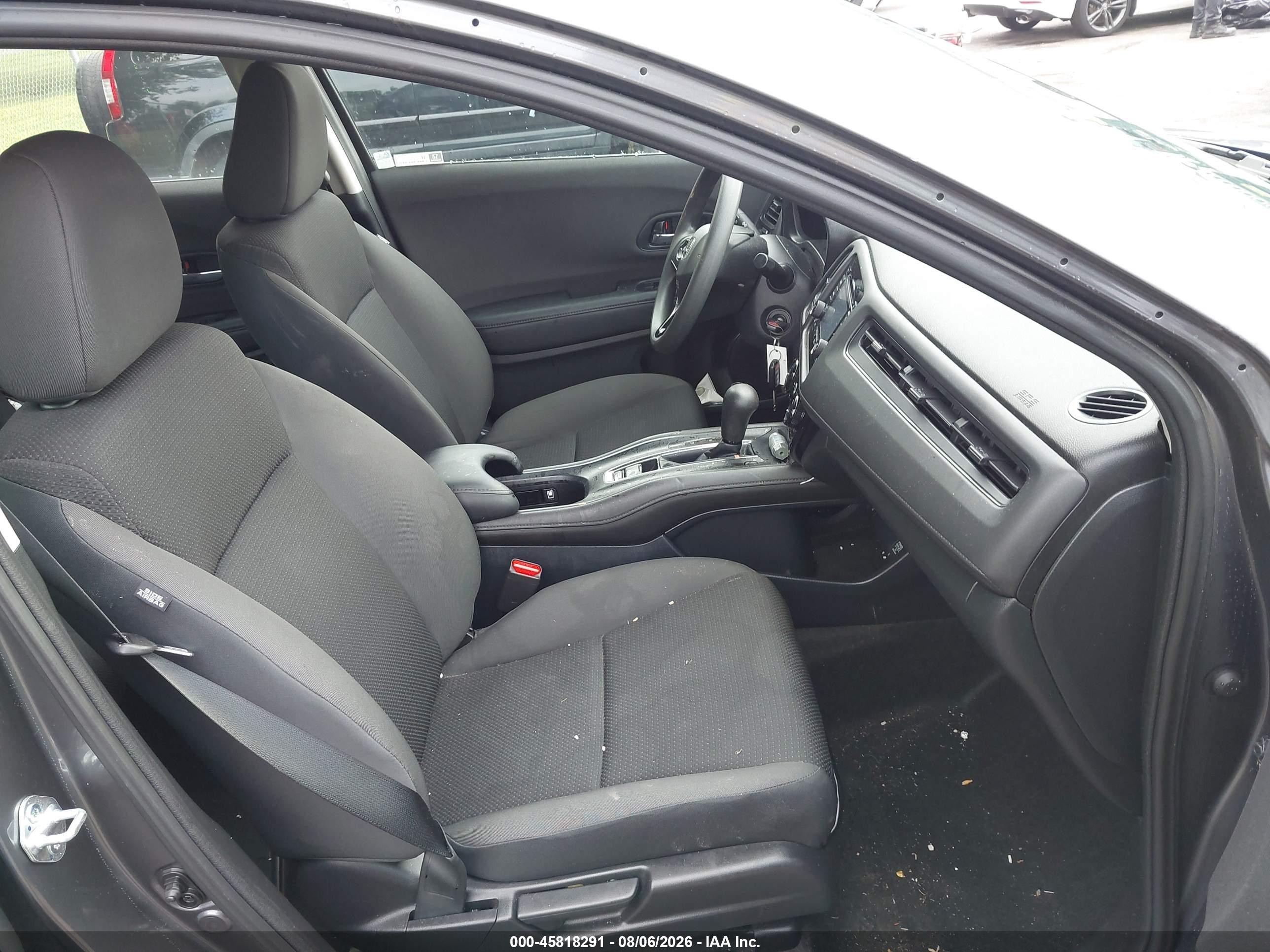 2022 Honda Hr-v Awd Lx Gray vin: 3CZRU6H36NM774488