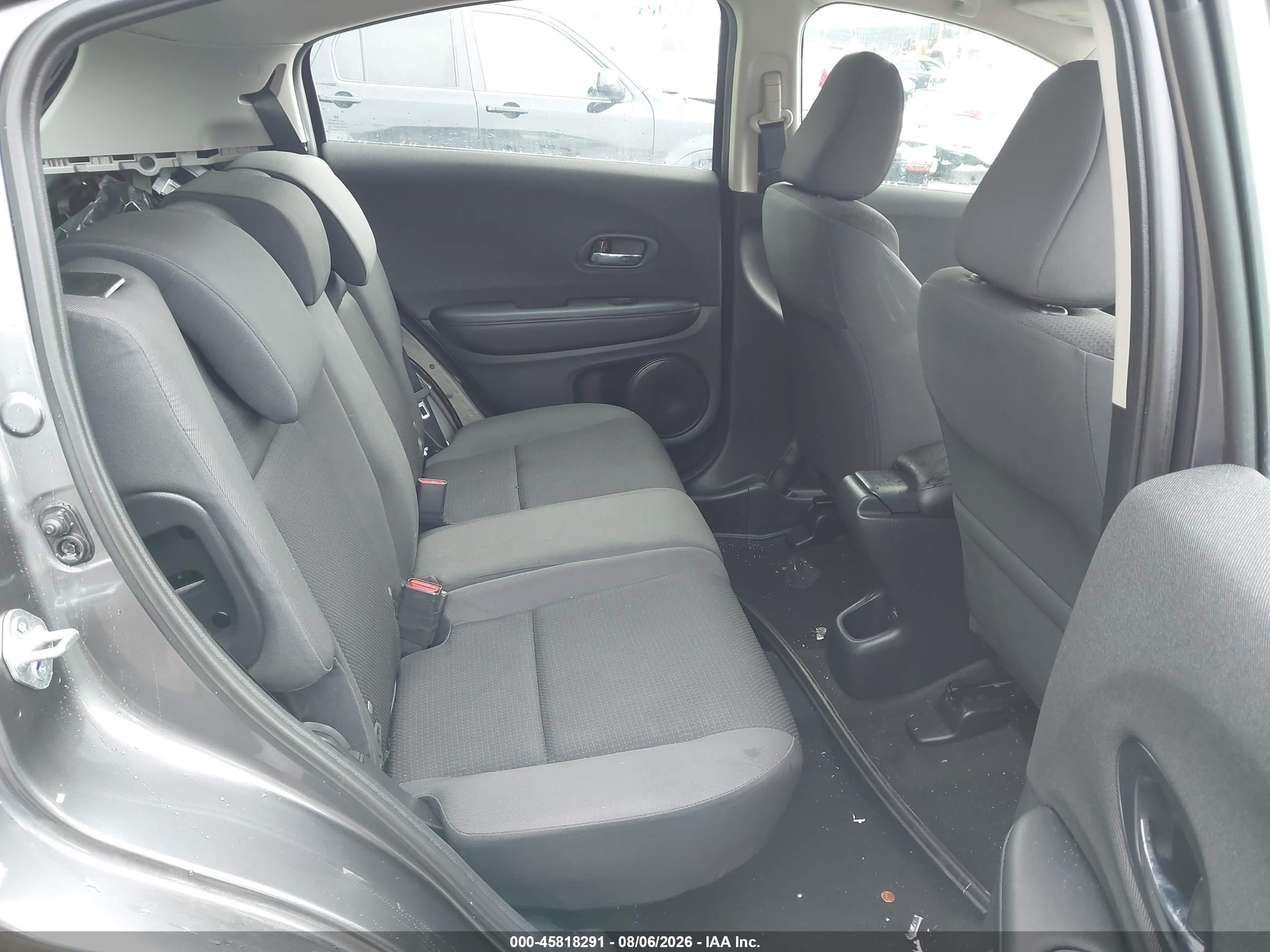 2022 Honda Hr-v Awd Lx Gray vin: 3CZRU6H36NM774488