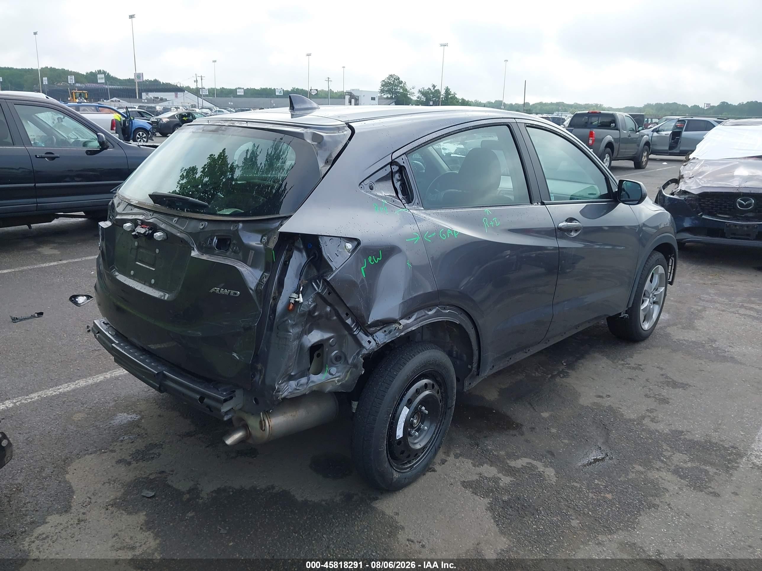 2022 Honda Hr-v Awd Lx Gray vin: 3CZRU6H36NM774488