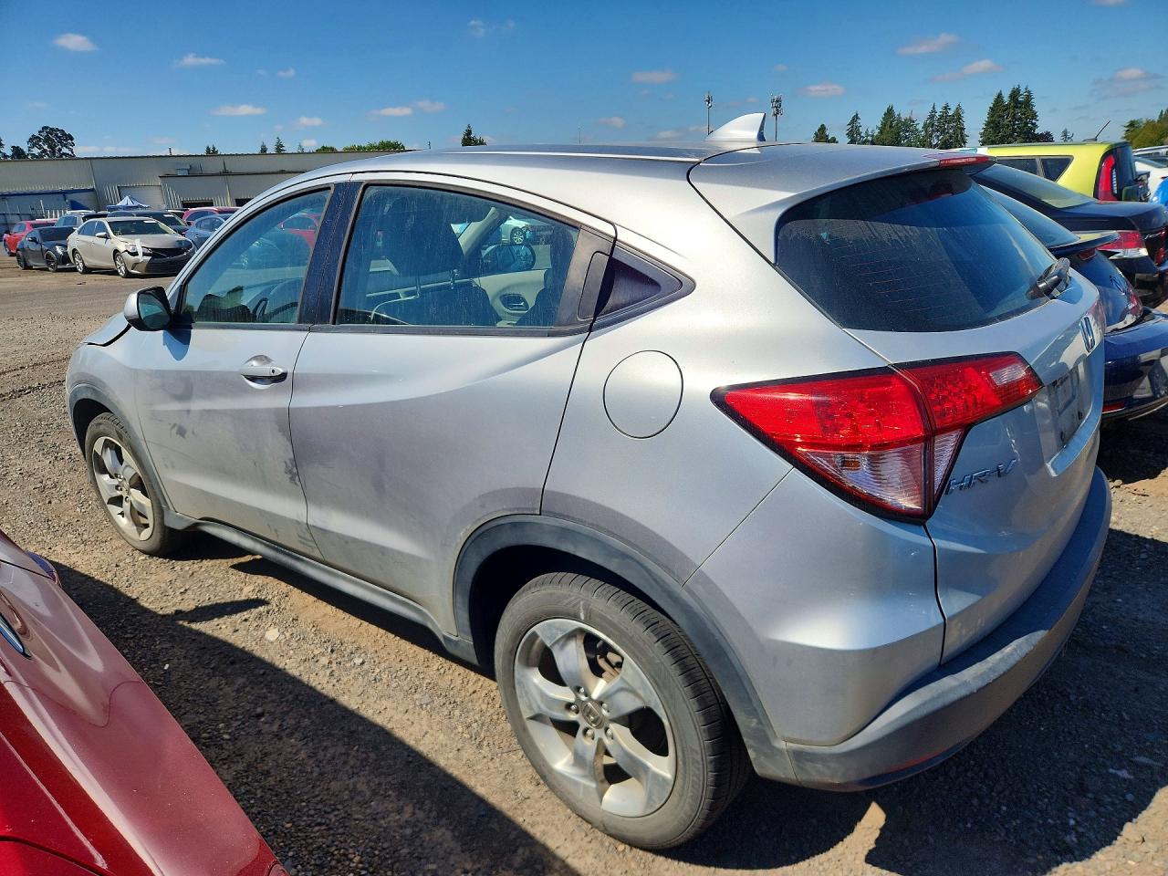 2016 Honda Hr-v Lx Silver vin: 3CZRU6H37GM745228