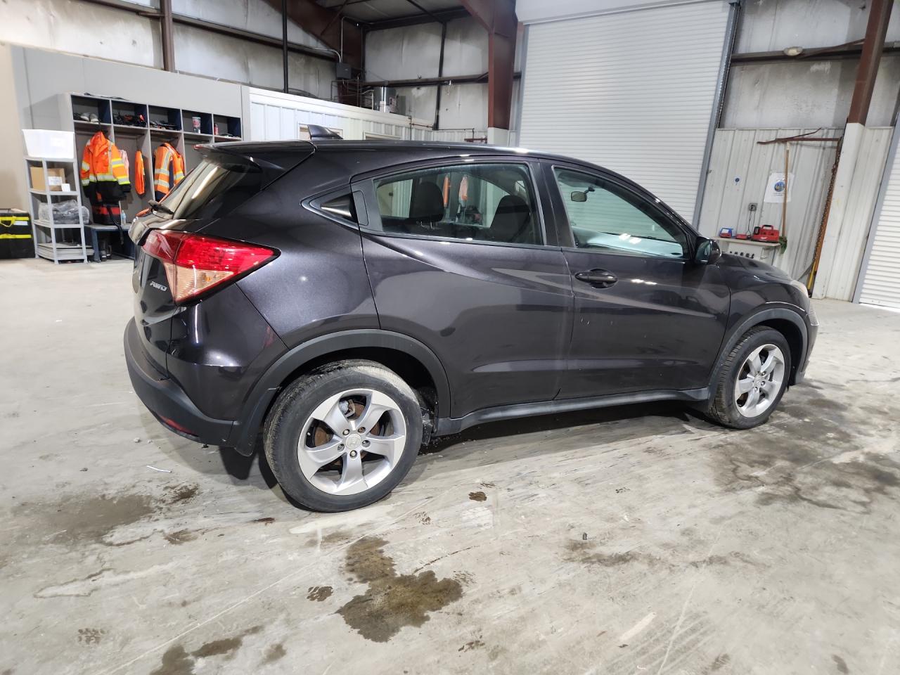 2018 Honda Hr-v Lx Фиолетовый vin: 3CZRU6H37JM705867 Damage: Right Front Door, Chipped, 3