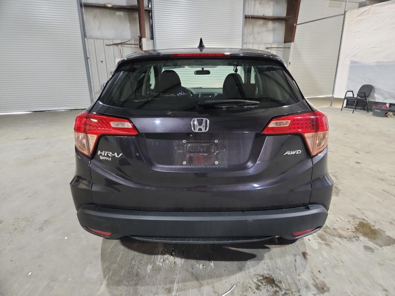 2018 Honda Hr-v Lx Фиолетовый vin: 3CZRU6H37JM705867 Damage: Rear Bumper, Heavy Scratch, 1 To 2 Inches