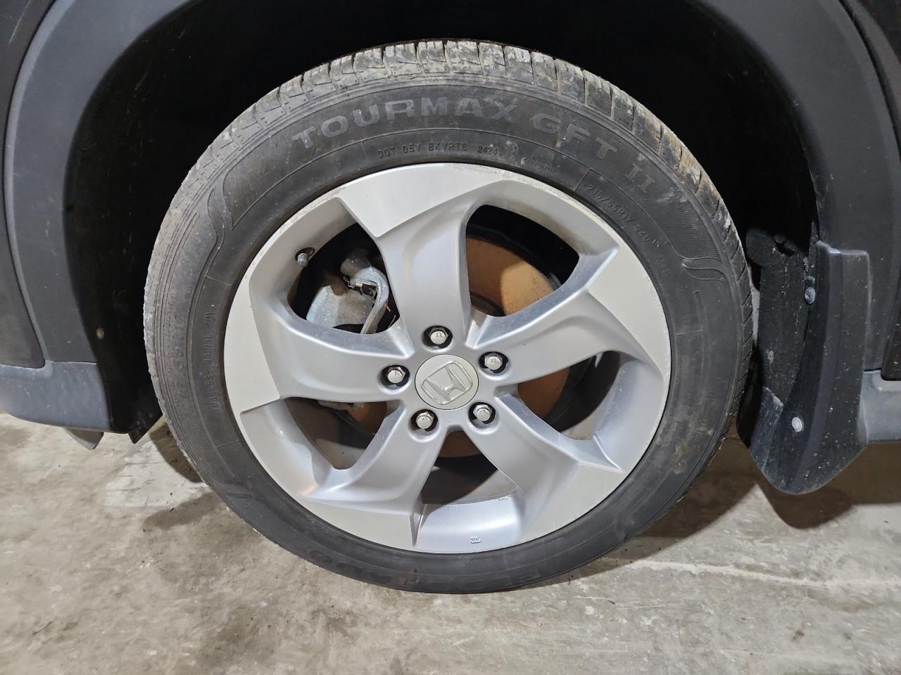 2018 Honda Hr-v Lx Фиолетовый vin: 3CZRU6H37JM705867 Damage: Left Front Wheel, Curb Rash, > 12 Inches