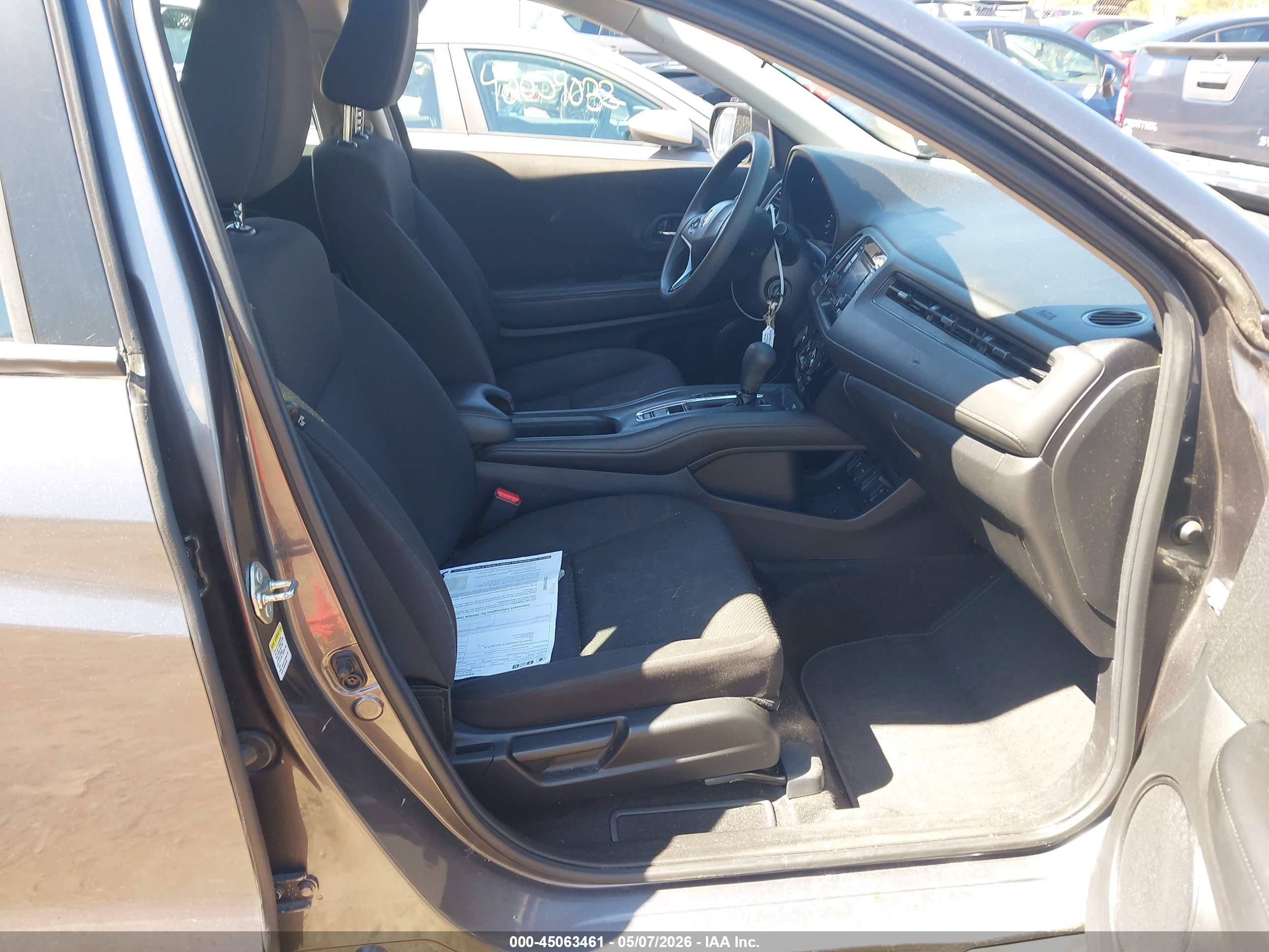 2016 Honda Hr-v Lx Gray vin: 3CZRU6H38GM752852