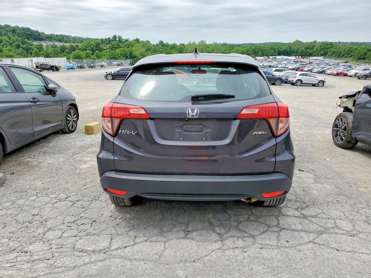 2016 Honda Hr-v Lx Charcoal vin: 3CZRU6H3XGM761648