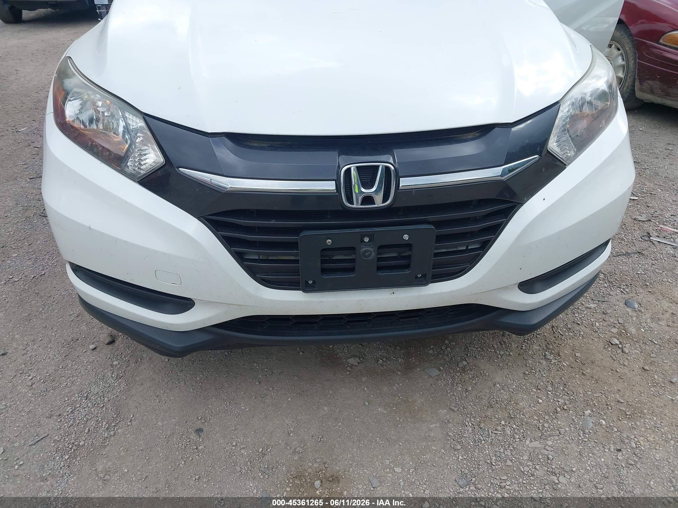 2016 Honda Hr-v Lx White vin: 3CZRU6H3XGM763853