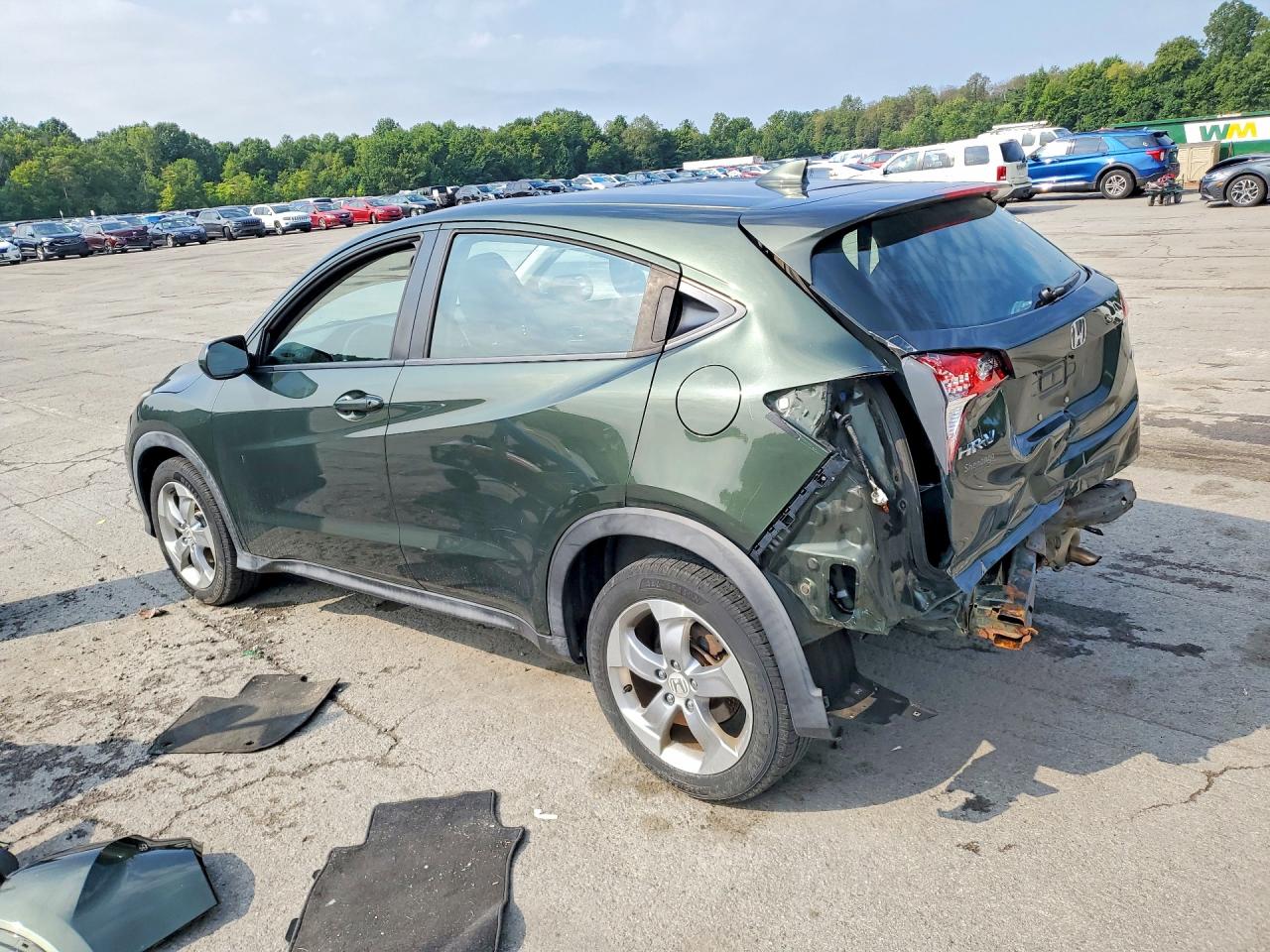 2018 Honda Hr-v Lx Green vin: 3CZRU6H3XJG709166
