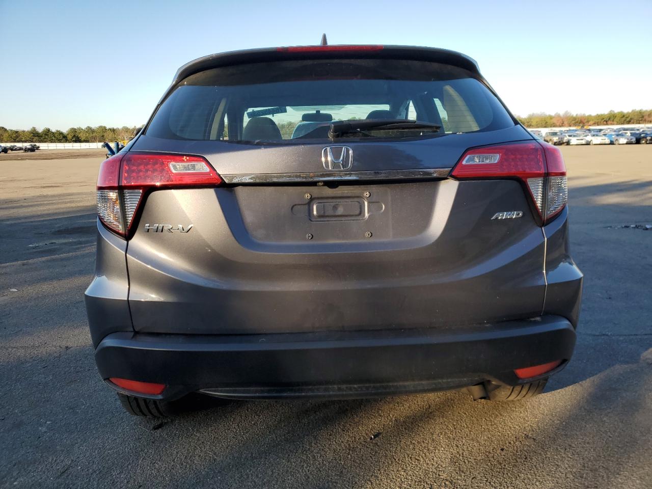 2019 Honda Hr-v Lx Gray vin: 3CZRU6H3XKG718130