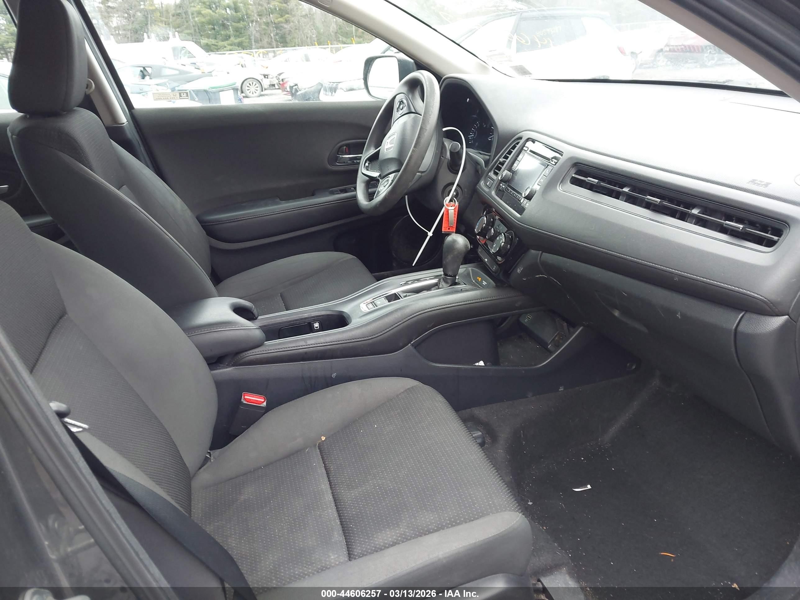 2019 Honda Hr-v Lx Gray vin: 3CZRU6H3XKG734683