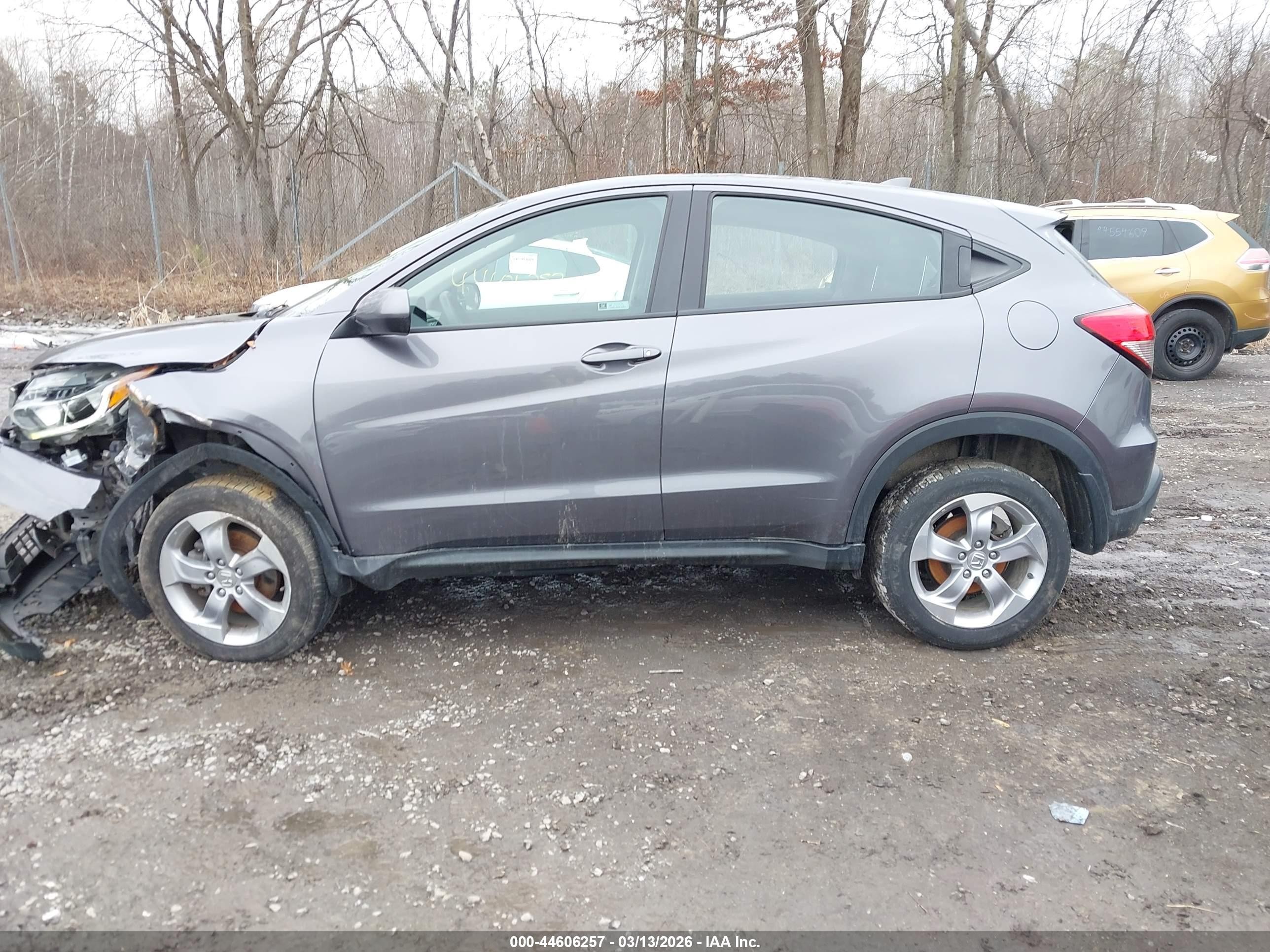 2019 Honda Hr-v Lx Gray vin: 3CZRU6H3XKG734683