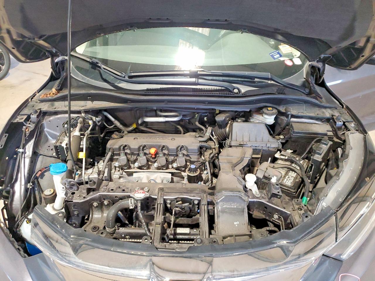 2020 Honda Hr-v Lx Gray vin: 3CZRU6H3XLM724898