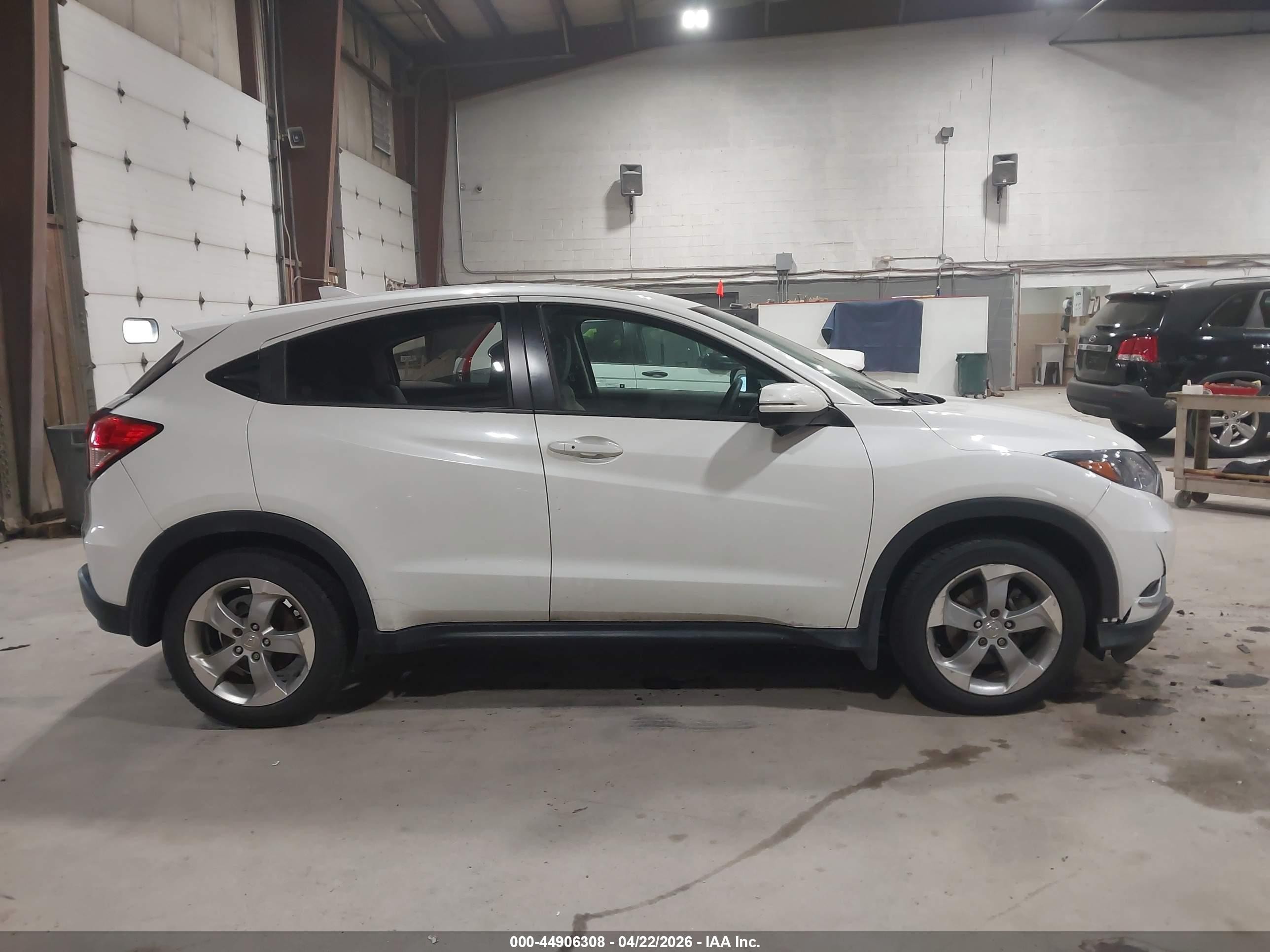 2017 Honda Hr-v Ex Белый vin: 3CZRU6H51HM719713