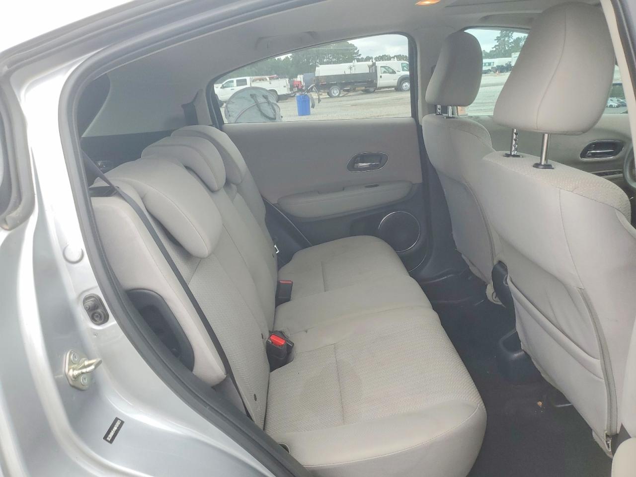 2017 Honda Hr-v Ex Silver vin: 3CZRU6H54HM707023