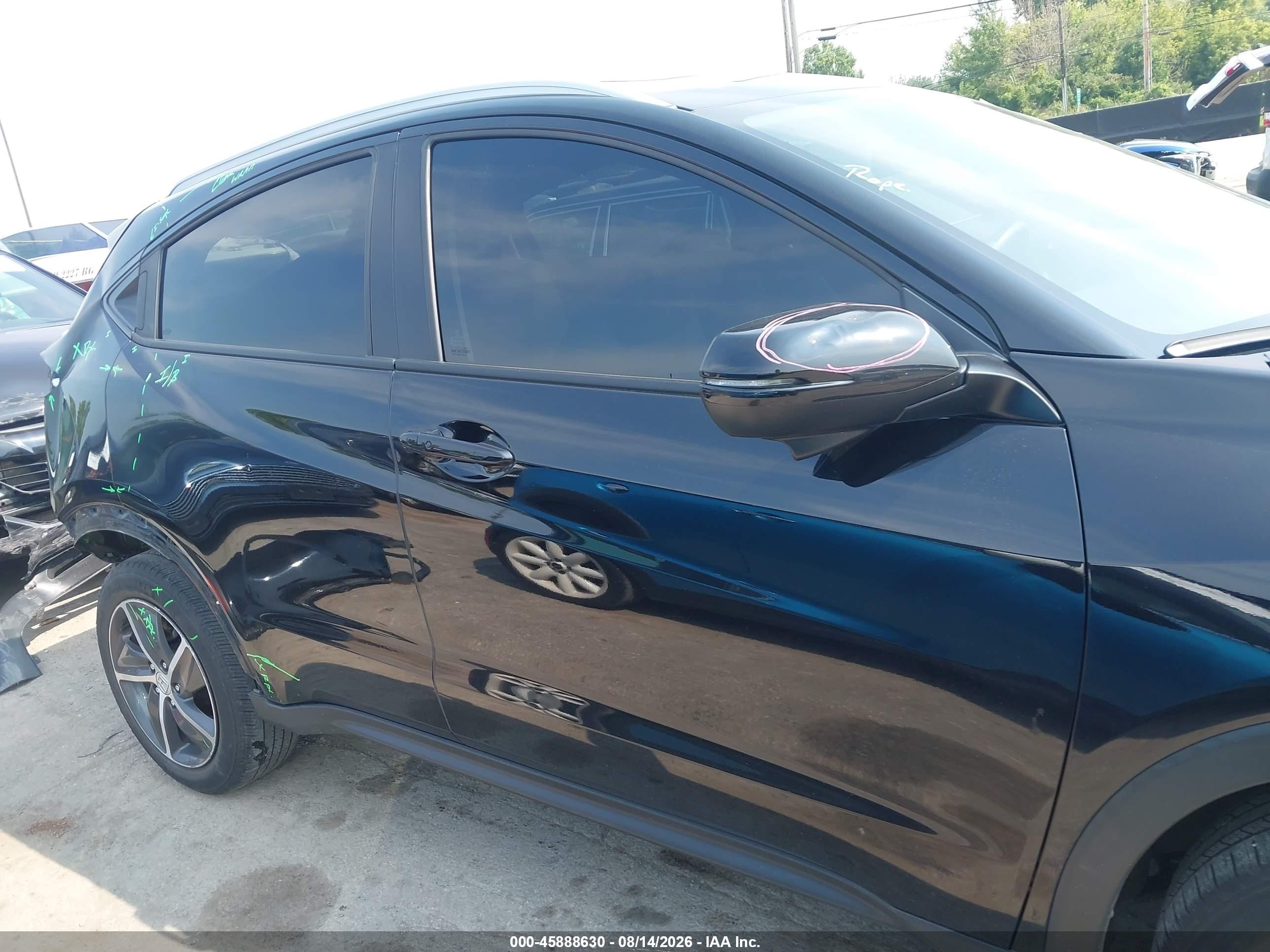2022 Honda Hr-v Awd Ex Black vin: 3CZRU6H55NM766688