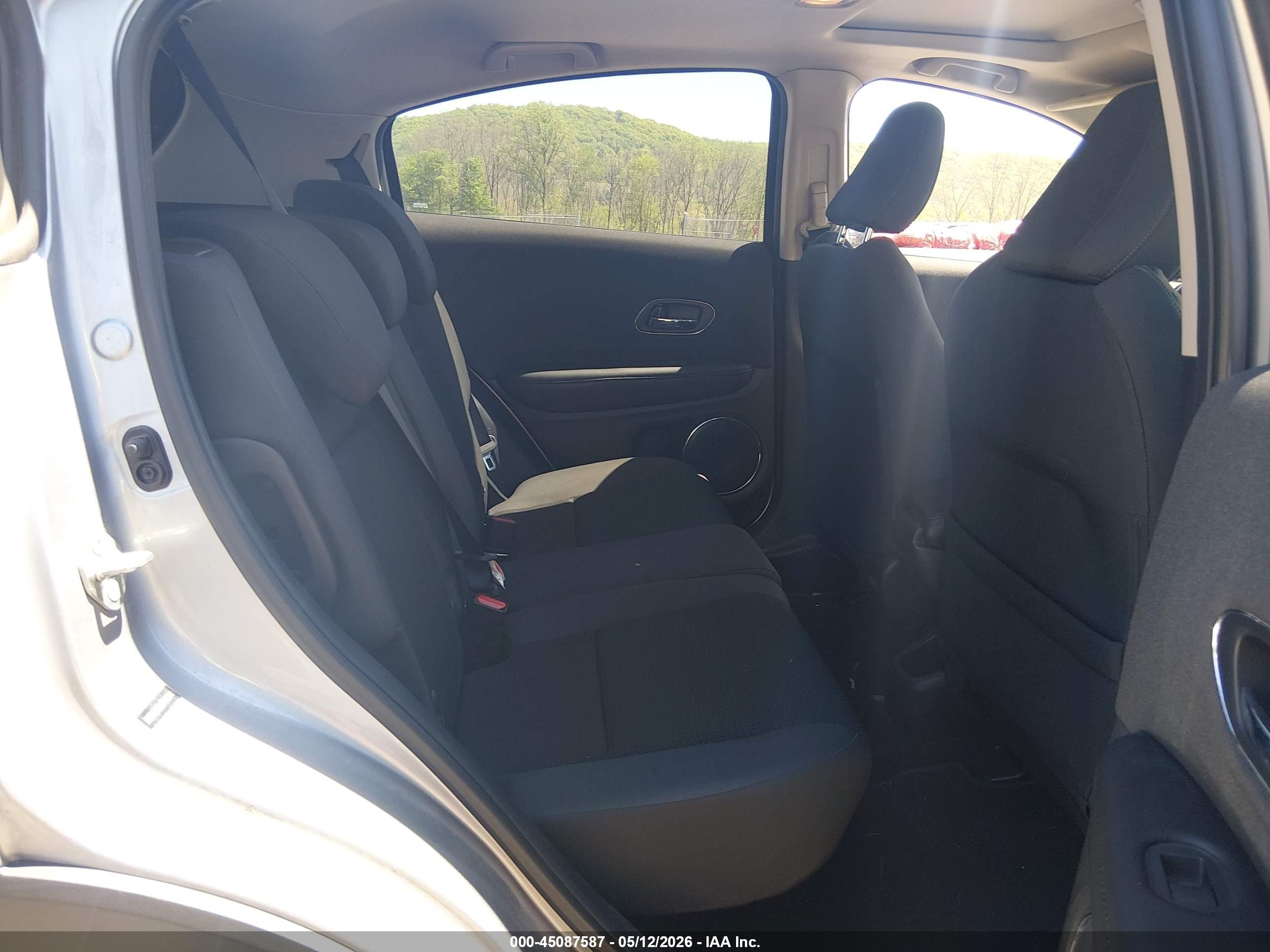 2020 Honda Hr-v Awd Ex Silver vin: 3CZRU6H56LM719411