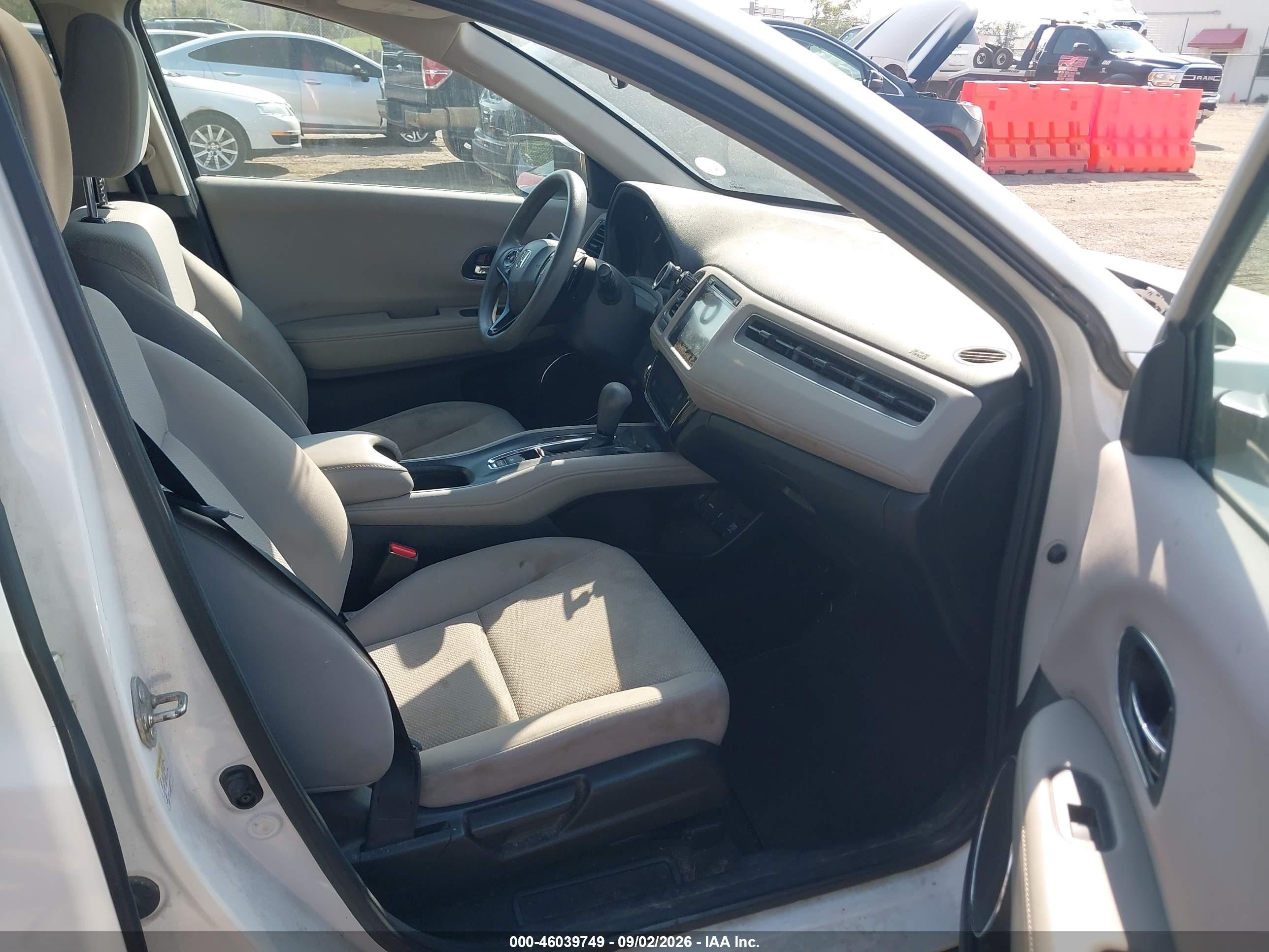 2016 Honda Hr-v Ex White vin: 3CZRU6H5XGM738890