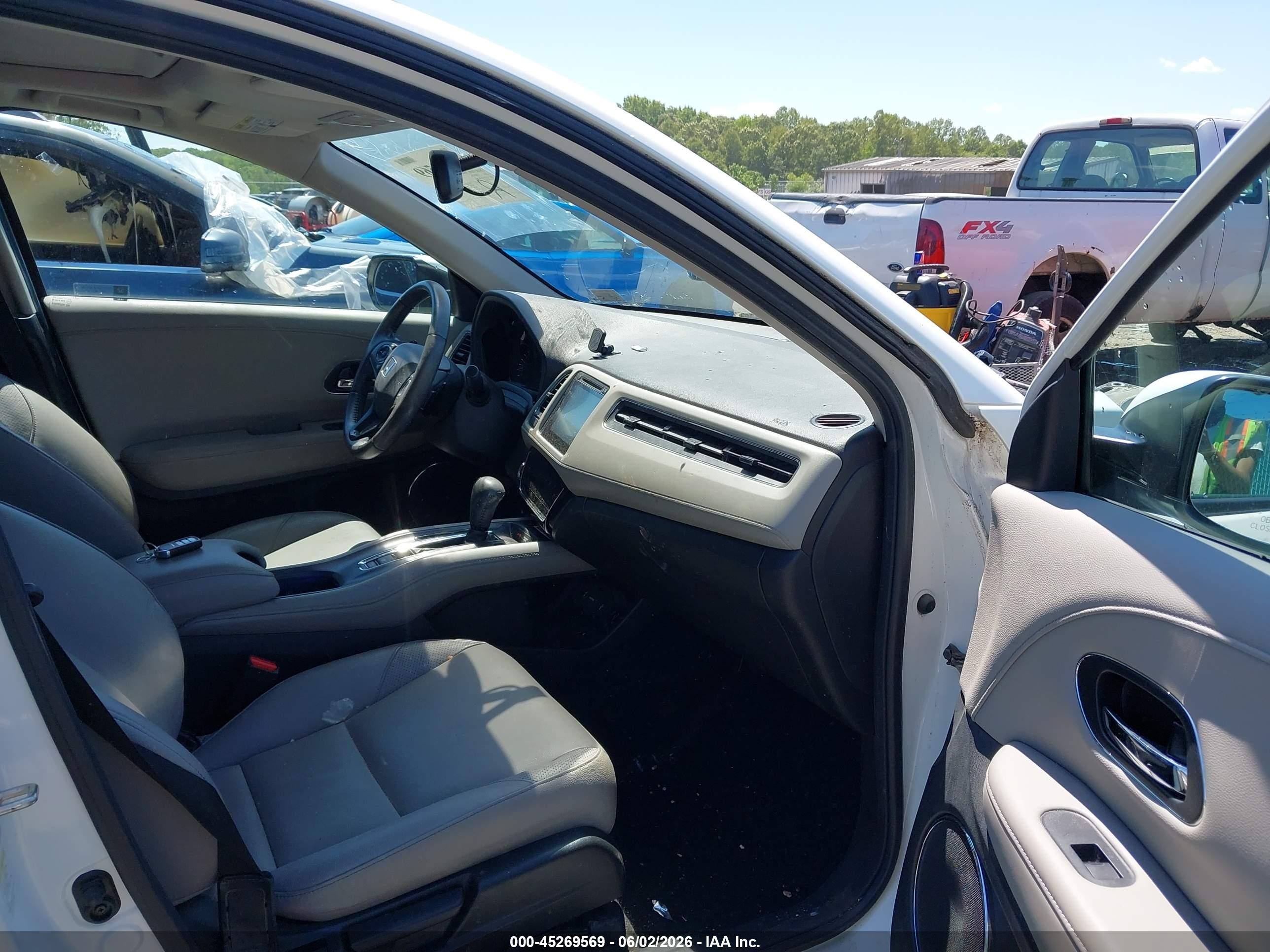 2016 Honda Hr-v Ex-l White vin: 3CZRU6H72GM766426