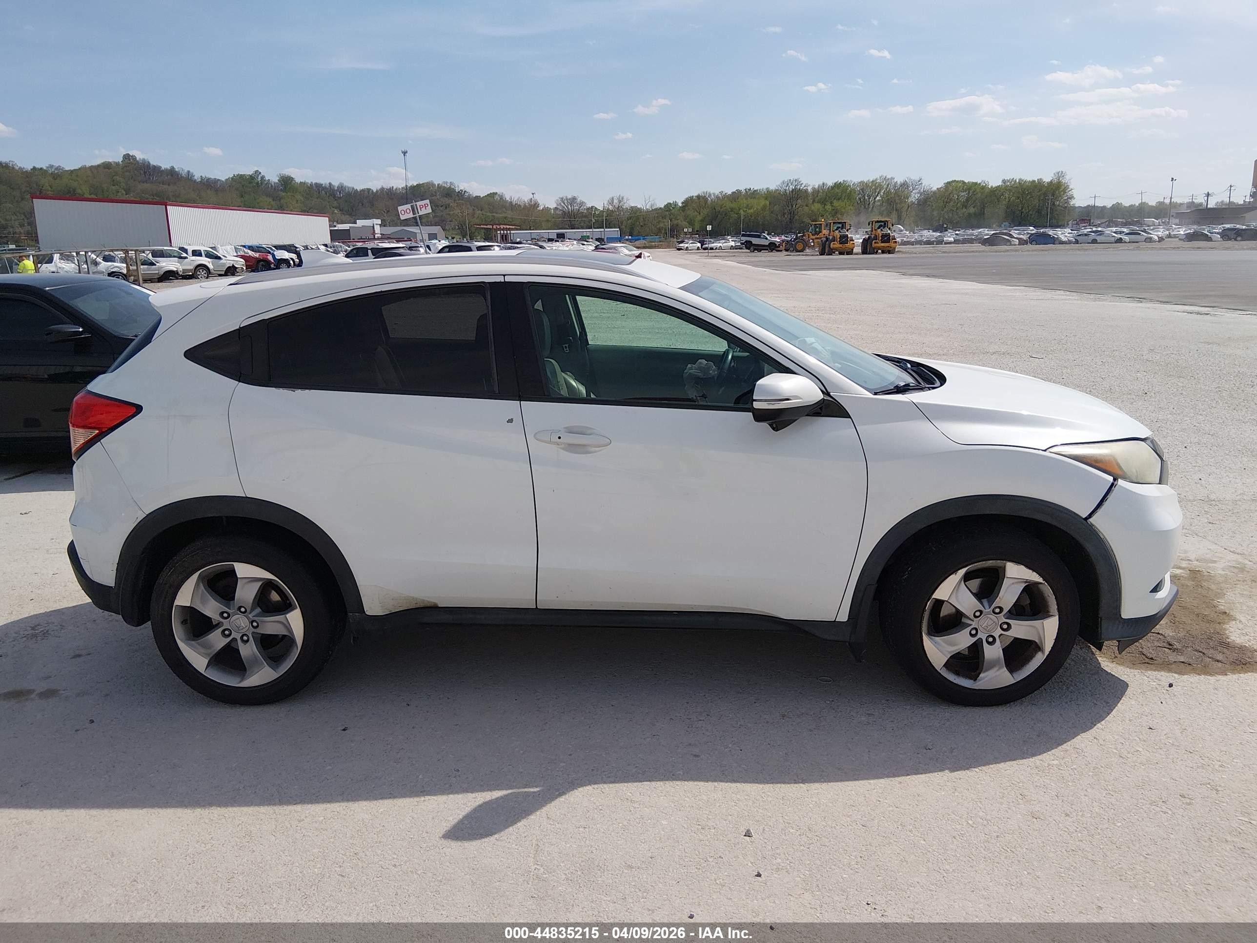 2016 Honda Hr-v Ex-l White vin: 3CZRU6H76GM701062